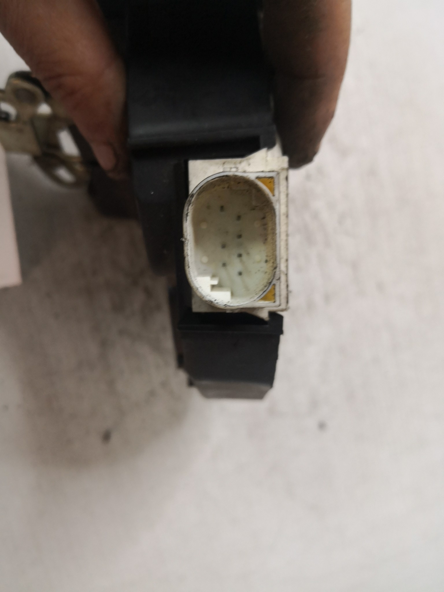 Fecho da Porta Trás Esq ROVER 75 (RJ) | 99 - 05 Imagem-2