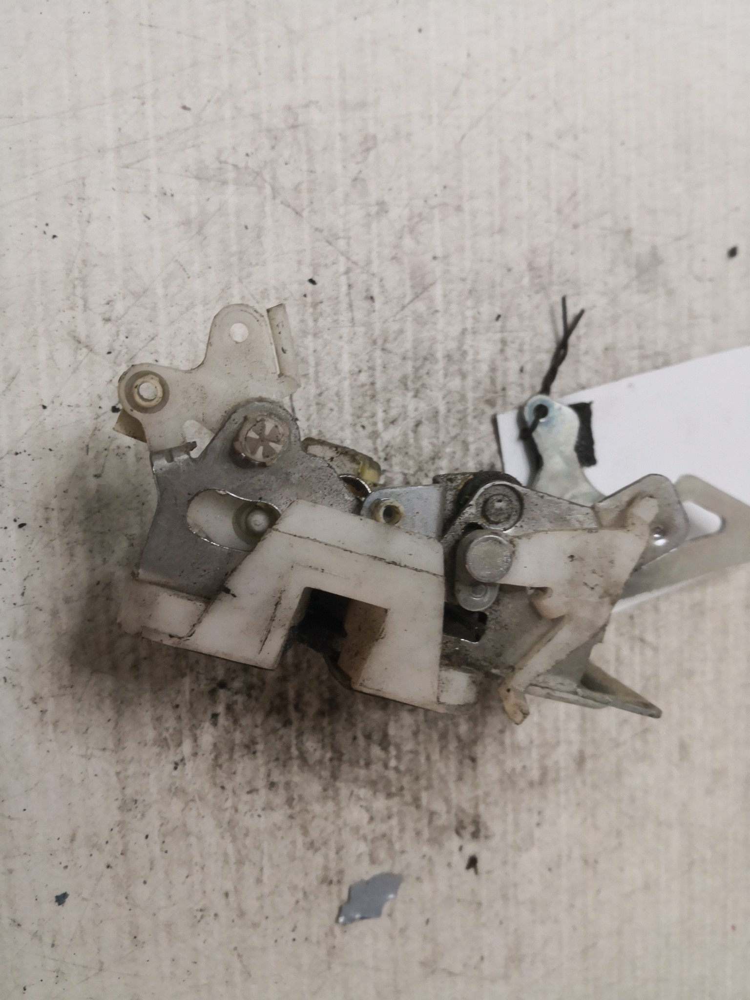 Fecho da Porta Trás Esq CHEVROLET MATIZ (M200, M250) | 05 -  Imagem-3