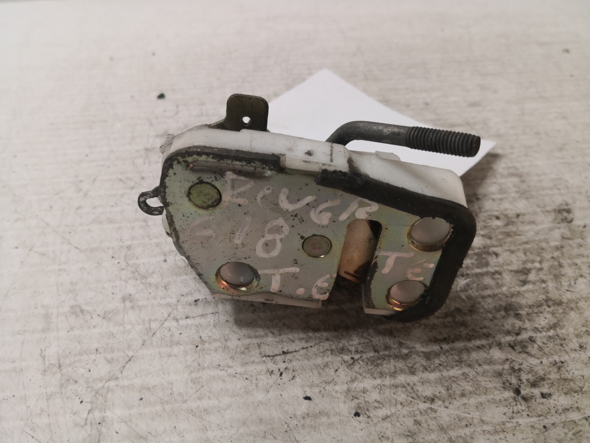 Fecho da Porta Trás Esq ROVER - ID S_36137