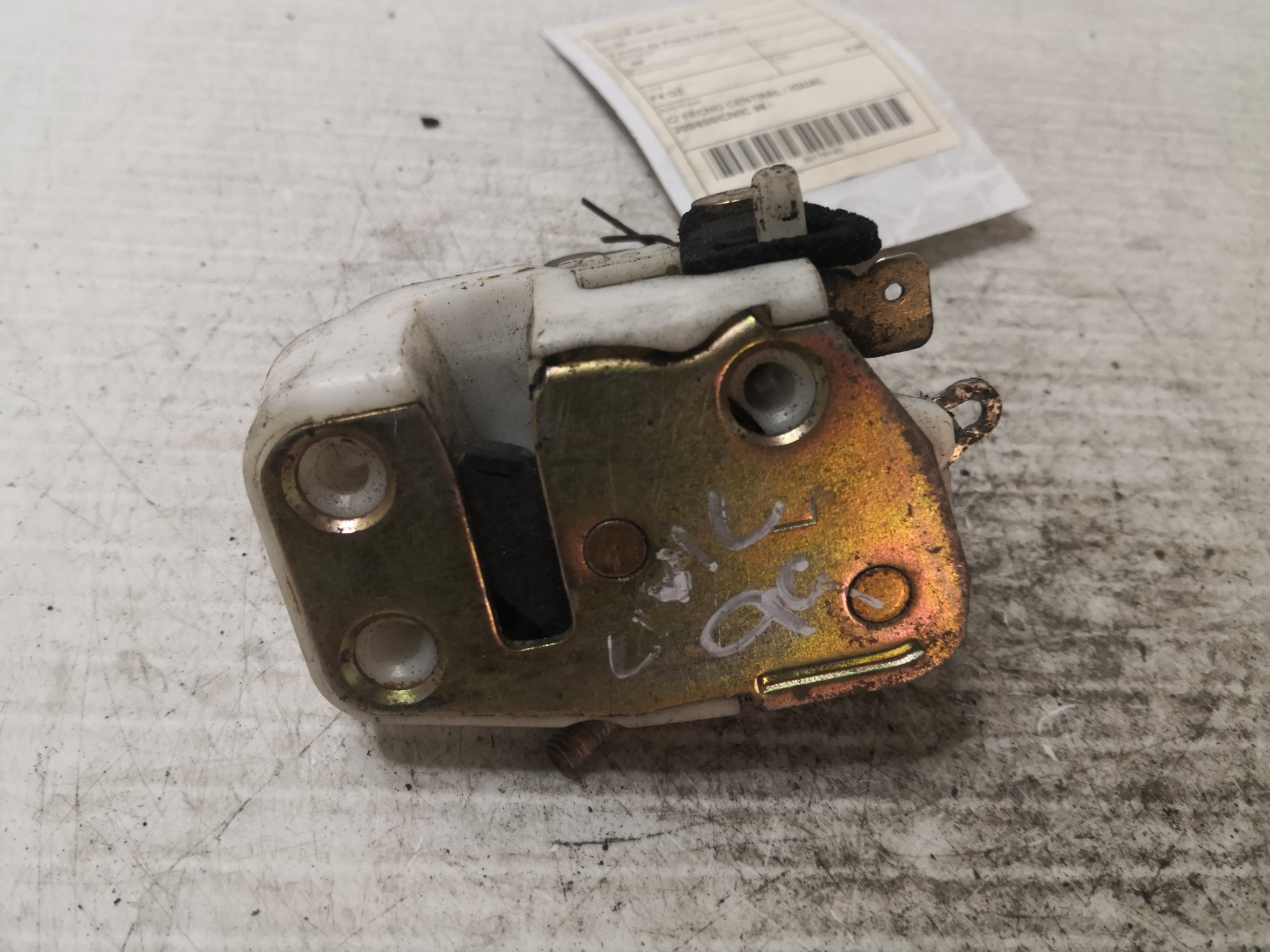 Fecho da Porta Trás Esq ROVER - ID S_36139