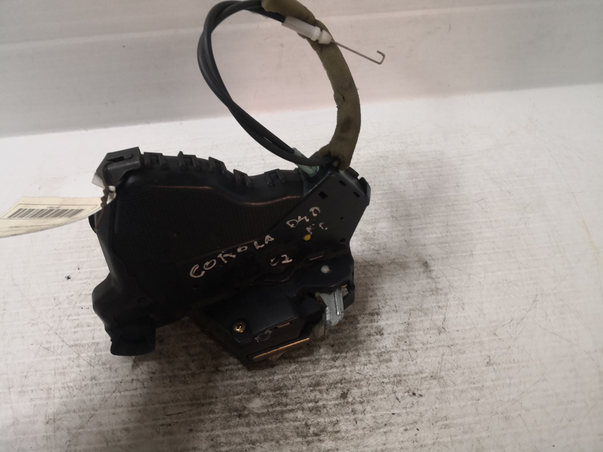 Fecho da Porta Frente Dto TOYOTA COROLLA (_E12_) | 01 - 07 Imagem-3