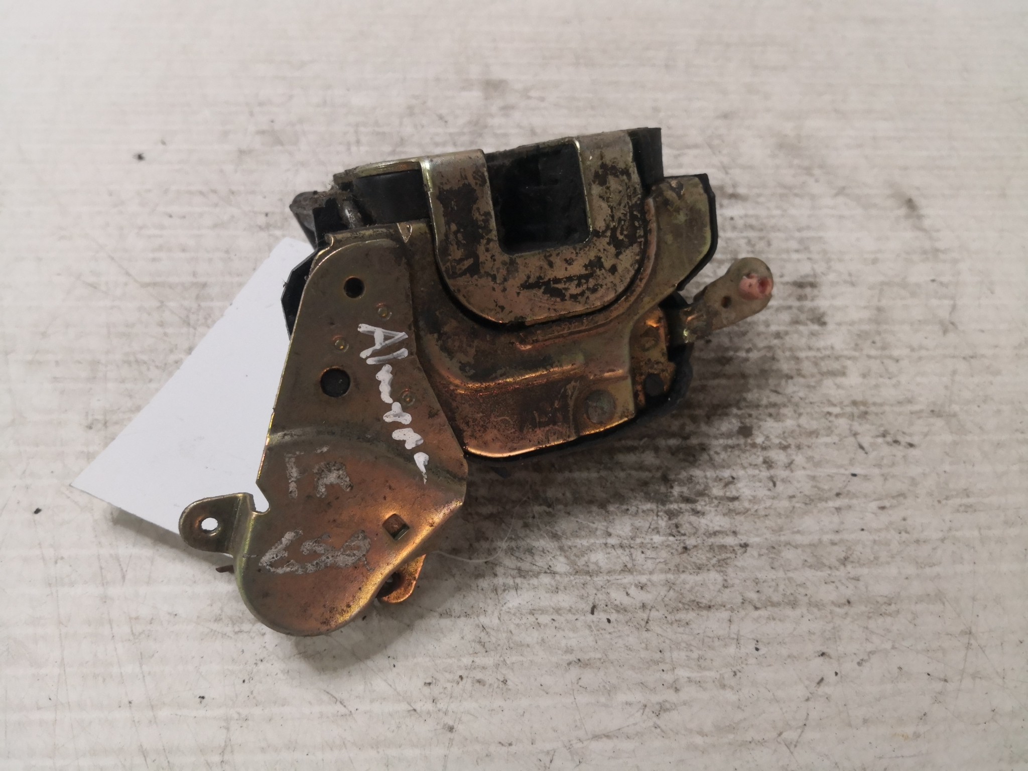 Fecho da Porta Frente Esq NISSAN ALMERA II (N16) | 00 -  Imagem-1