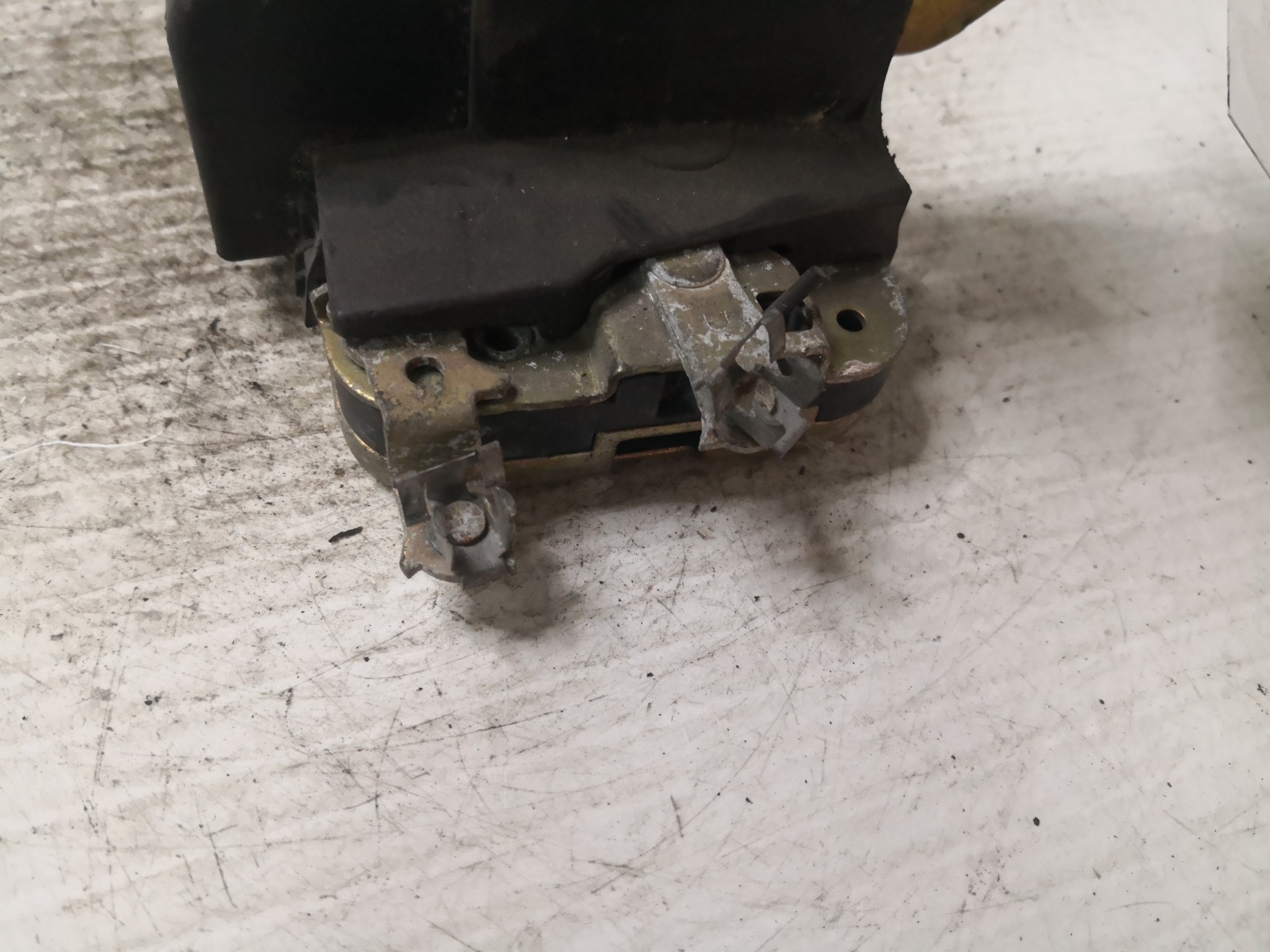 Fecho da Porta Frente Dto VOLVO S40 I (644) | 95 - 04 Imagem-3