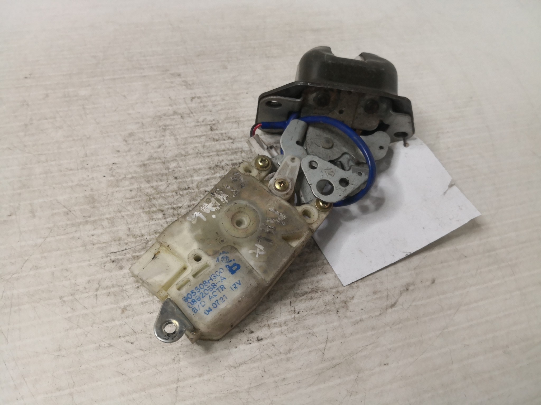 Fecho da Mala NISSAN X-TRAIL (T30) | 01 - 13 Imagem-3