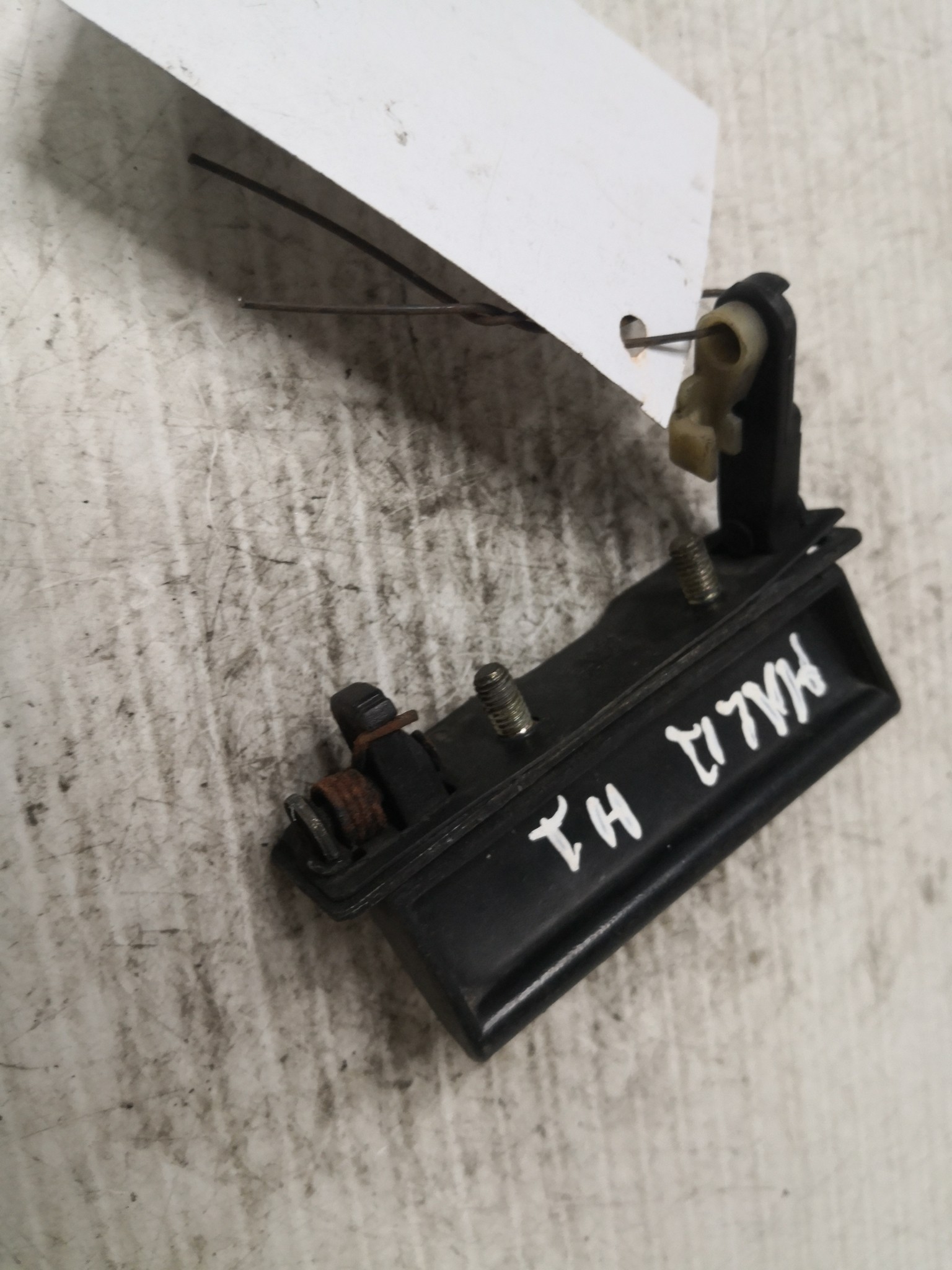 Puxador Exterior Mala  HYUNDAI H-1 / STAREX Veículo multiuso (A1) | 97 -  Imagem-1