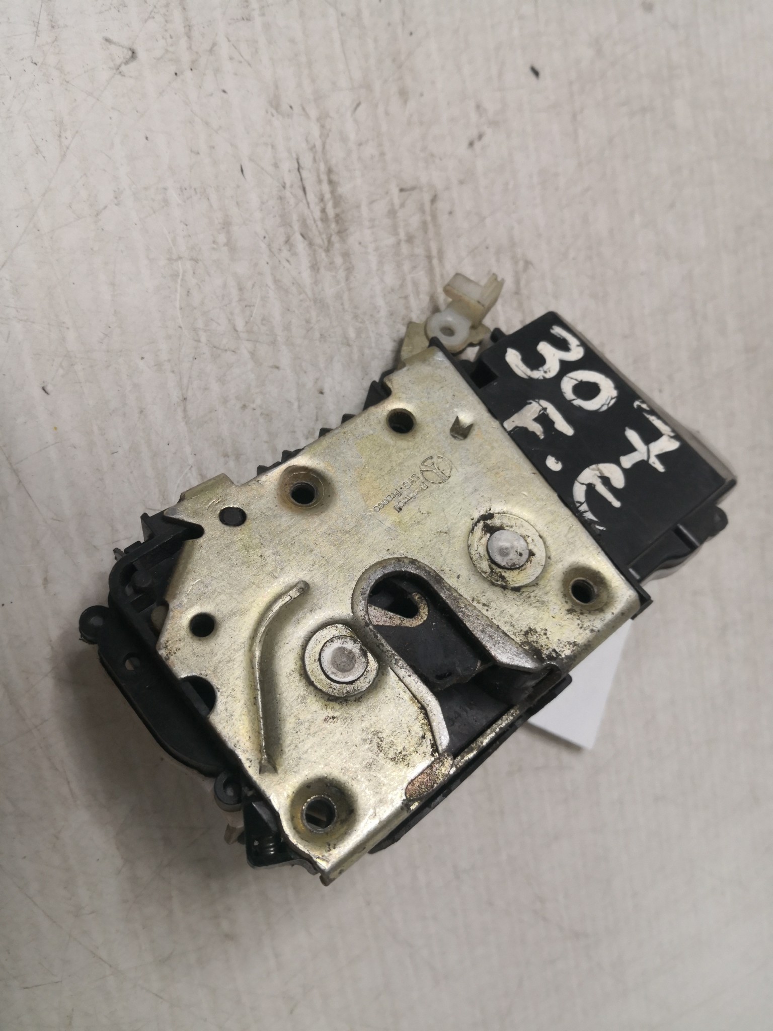 Fecho da Porta Frente Esq PEUGEOT - ID S_34885