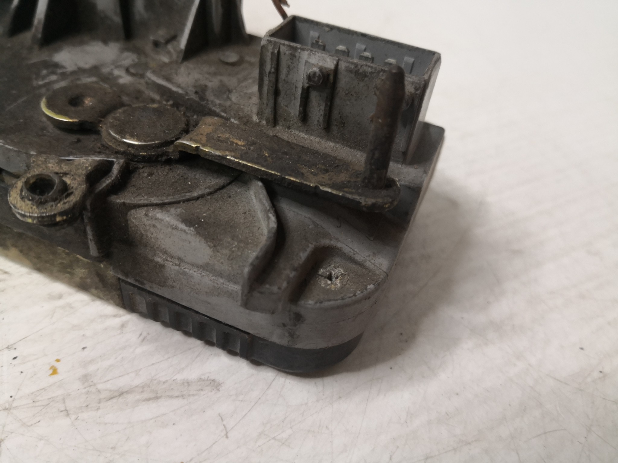 Fecho da Porta Frente Esq PEUGEOT EXPERT (224_) | 95 - 06 Imagem-4