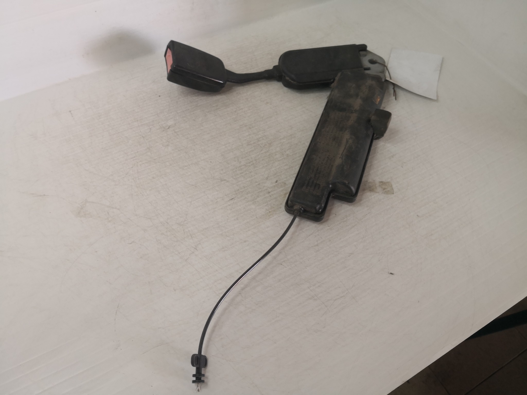 Engate Cinto Frente Esq FORD MONDEO I Turnier (BNP) | 93 - 96 Imagem-2