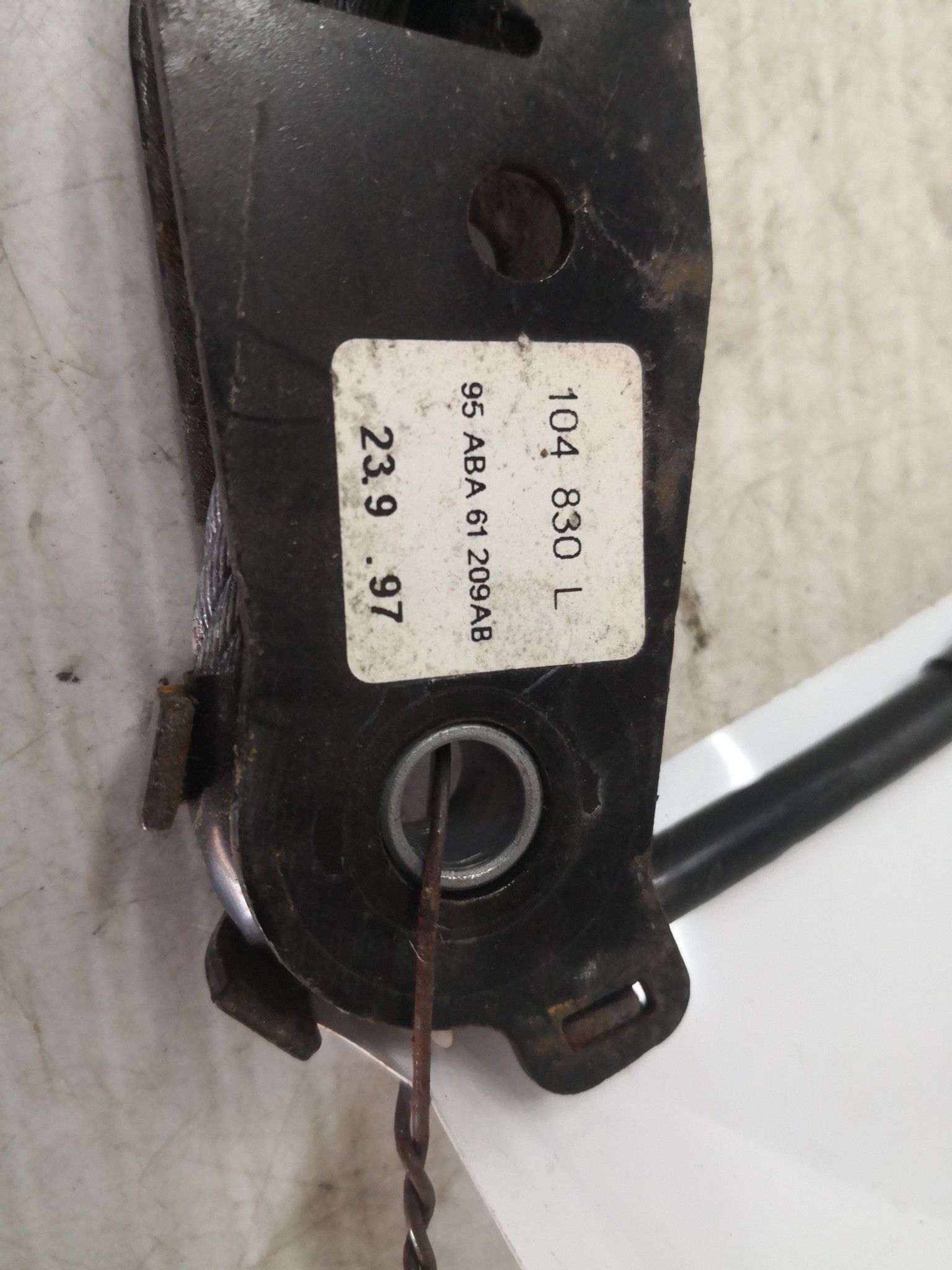 Engate Cinto Frente Esq FORD FIESTA IV (JA_, JB_) | 95 - 02 Imagem-4