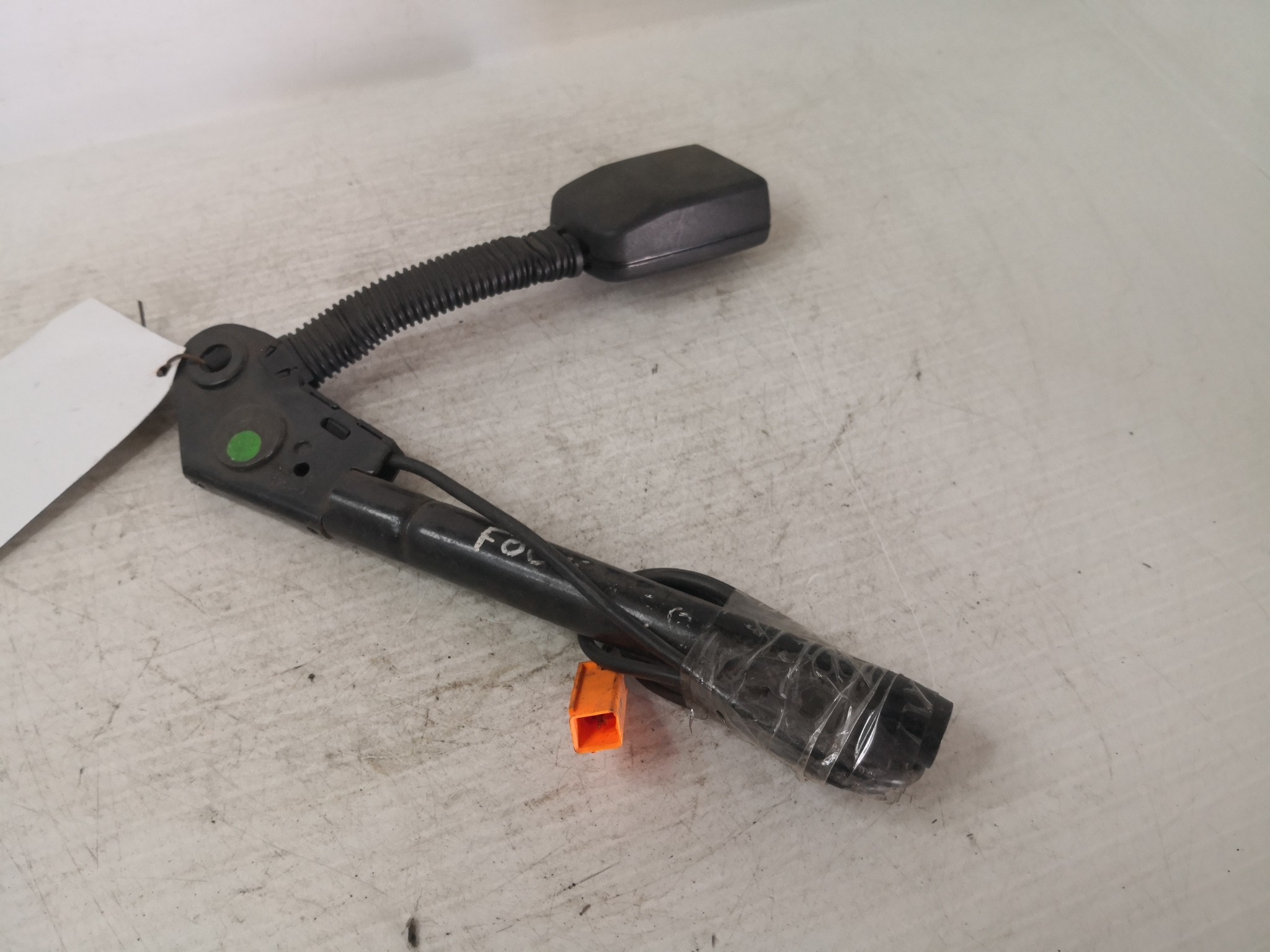 Engate Cinto Frente Esq FORD FOCUS Turnier (DNW) | 99 - 07 Imagem-1