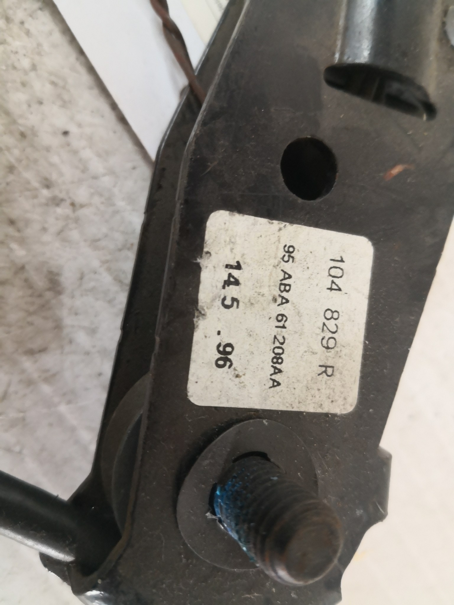 Engate Cinto Frente Dto FORD PUMA (EC_) | 97 - 02 Imagem-3