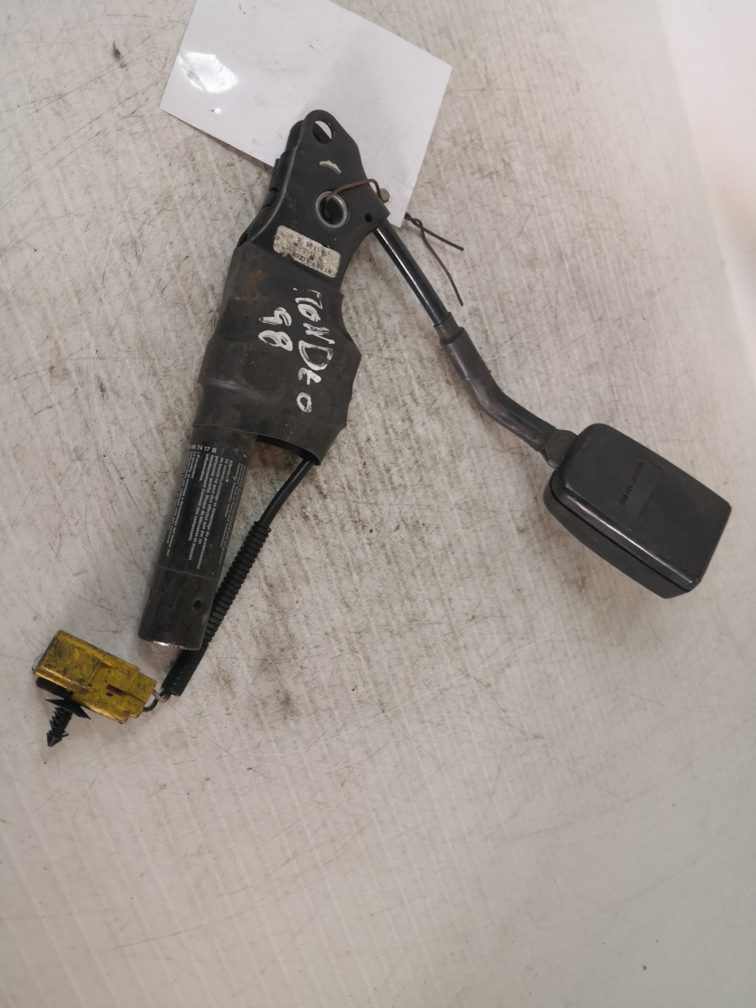 Engate Cinto Frente Dto FORD MONDEO II (BAP) | 96 - 00 Imagem-1