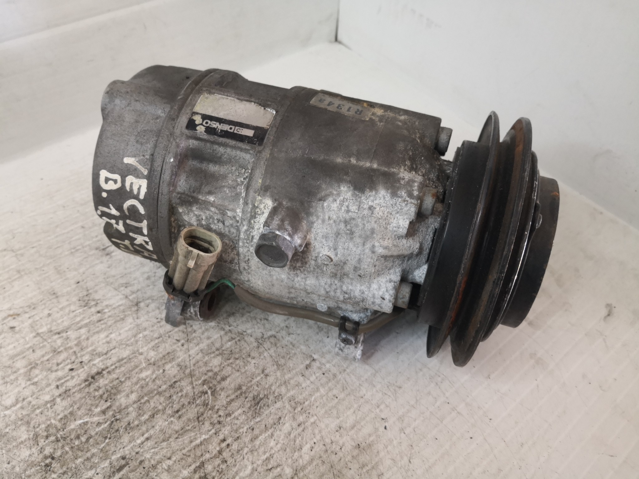Compressor do Ar condicionado OPEL VECTRA B (J96) | 95 - 04 Imagem-2