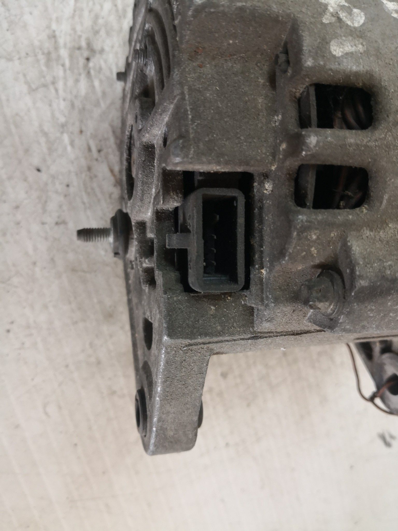 Alternador DAEWOO ESPERO (KLEJ) | 91 - 99 Imagem-3