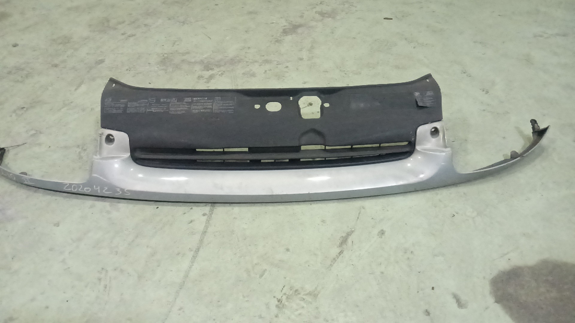 Grelha da Frente RENAULT CLIO II (BB_, CB_) | 98 -  Imagem-1