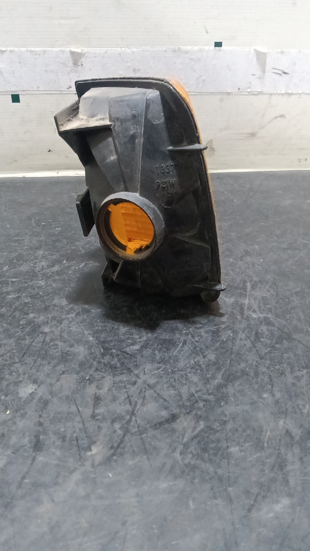 Farolim de Pisca Frente Dto VOLKSWAGEN PASSAT (3A2, 35I) | 88 - 97 Imagem-1