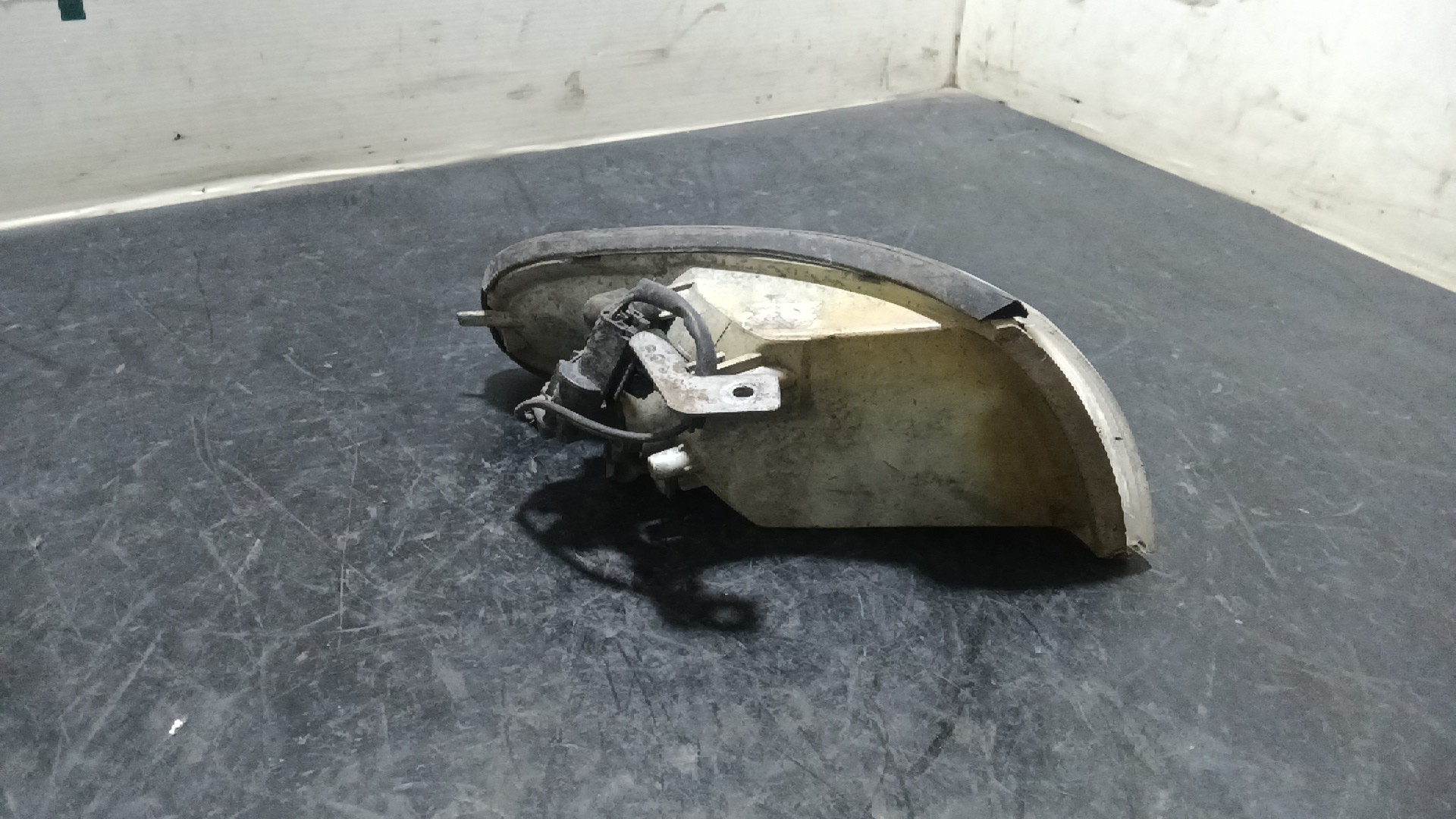 Farolim de Pisca Frente Esq HYUNDAI S COUPE (SLC) | 90 - 96 Imagem-1