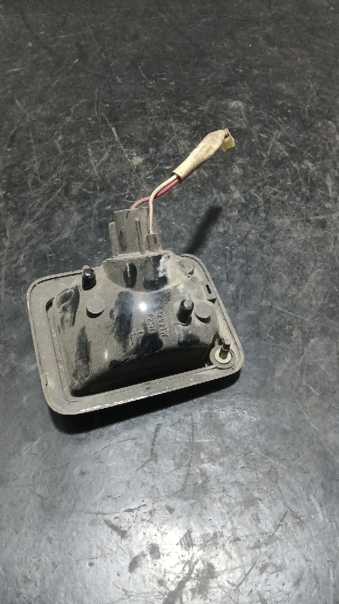 Farolim Mala TOYOTA STARLET (_P9_) | 96 - 99 Imagem-1