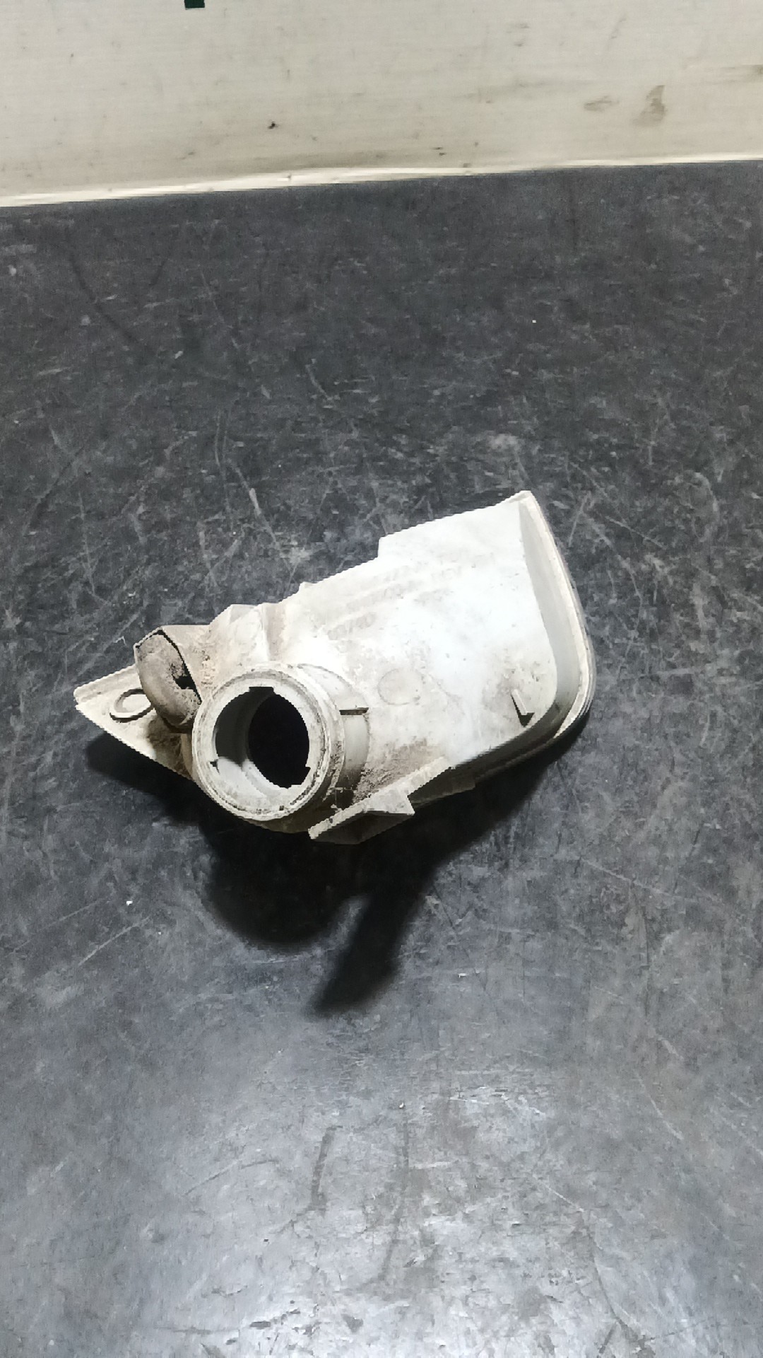 Farolim Para Choques Trás Dto FORD FOCUS (DAW, DBW) | 98 - 09 Imagem-2