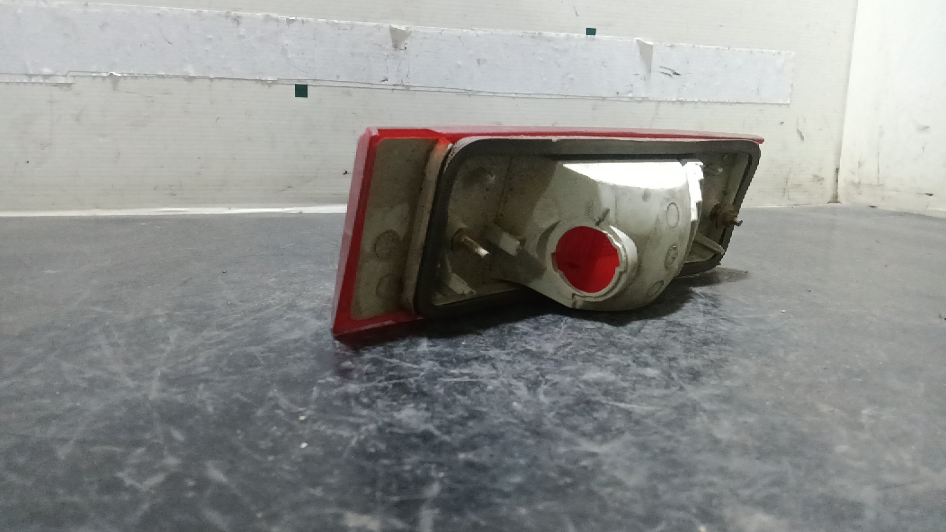 Farolim Mala RENAULT 11 (B/C37_) | 83 - 95 Imagem-2