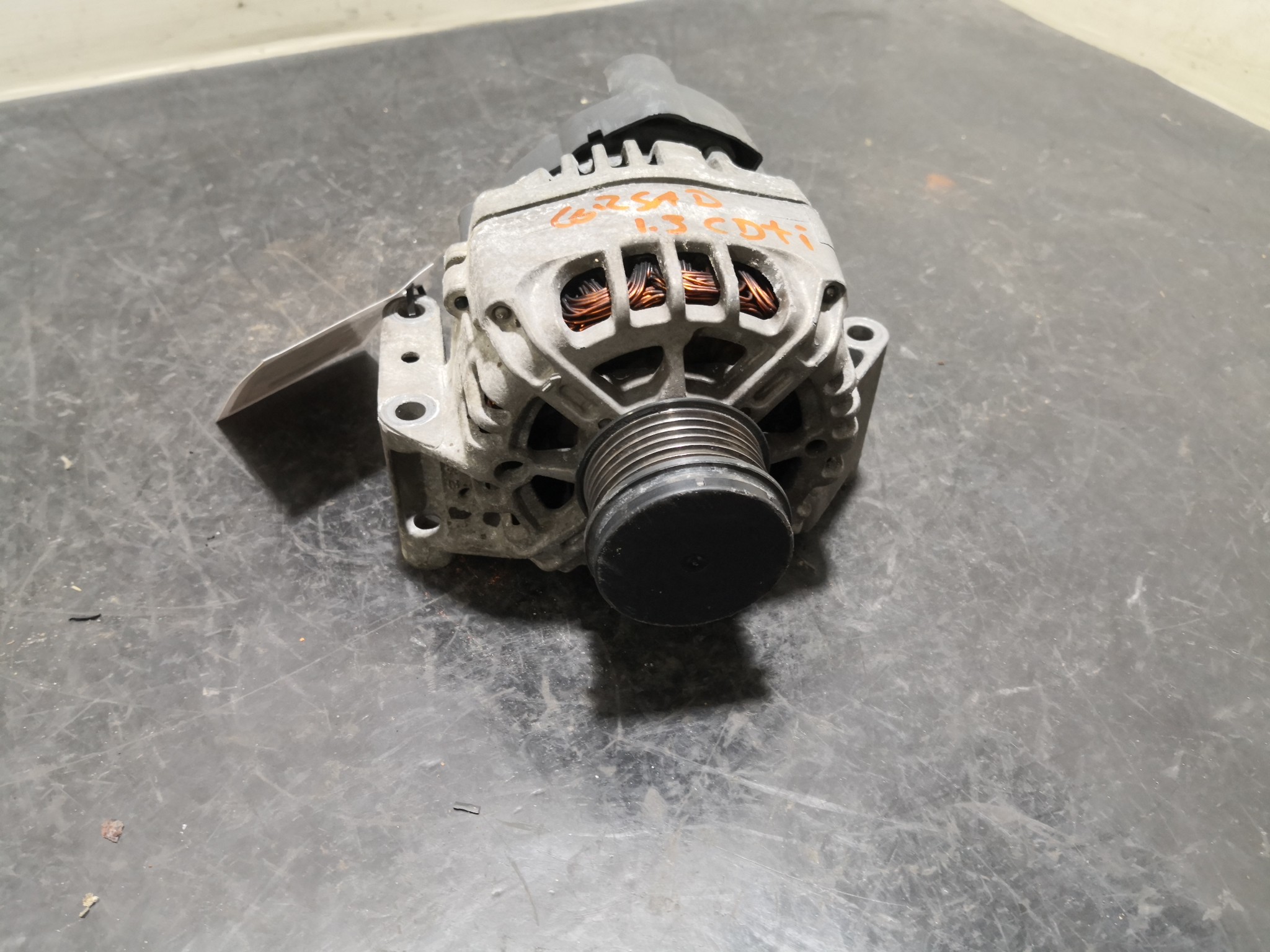 Alternador OPEL CORSA D (S07) | 06 - 14 Imagem-1