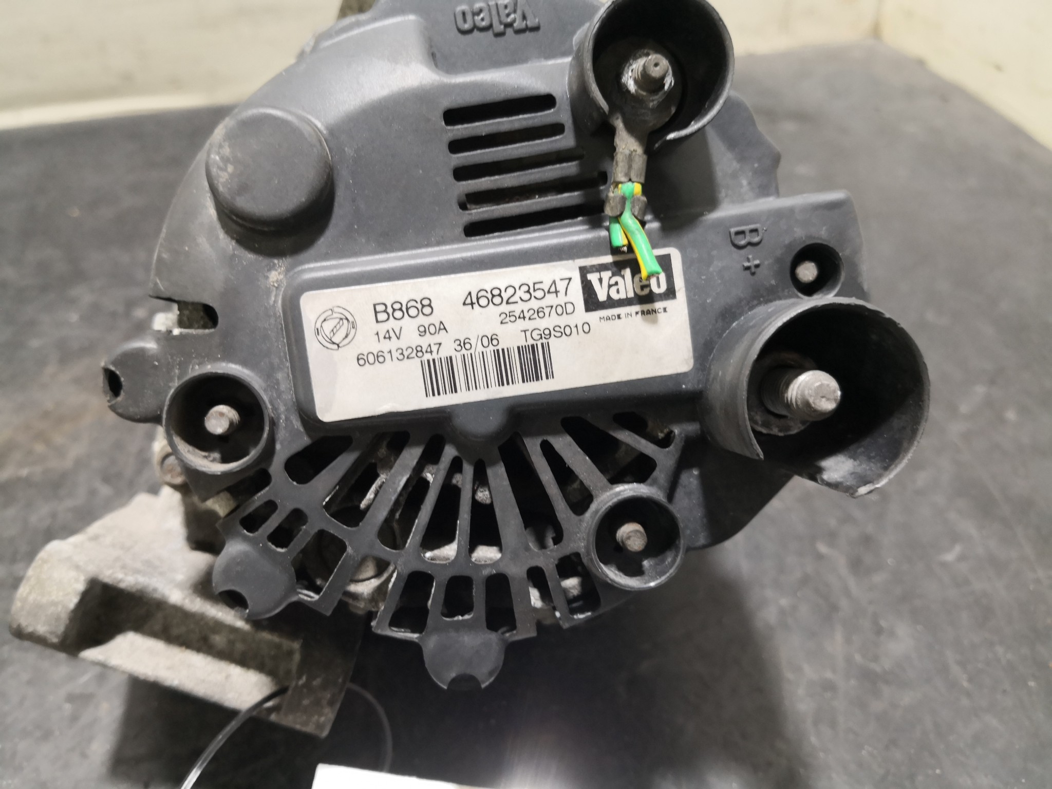 Alternador OPEL CORSA D (S07) | 06 - 14 Imagem-2