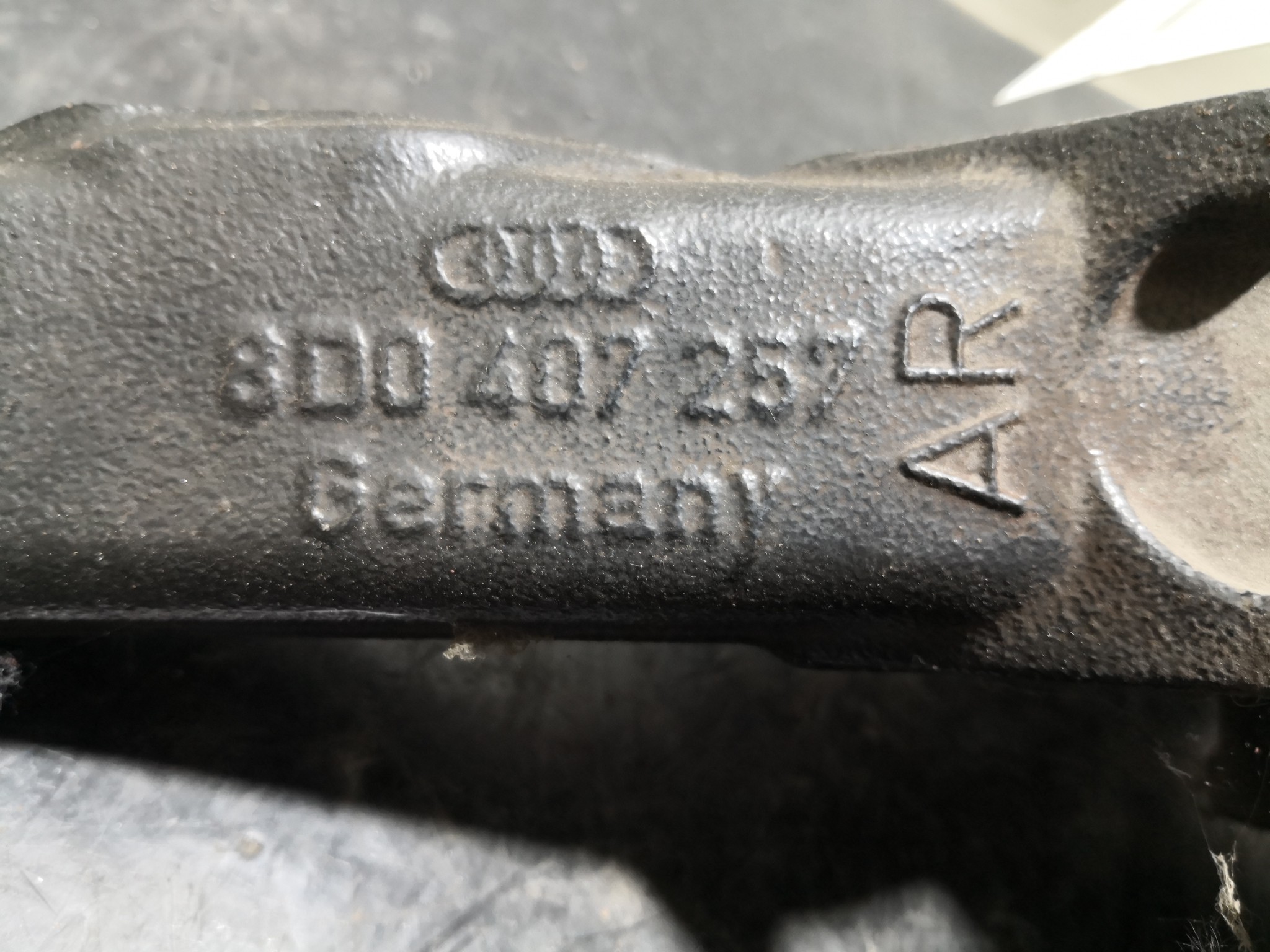 Manga de Eixo Esq VOLKSWAGEN PASSAT Variant (3B6) | 00 - 05 Imagem-1