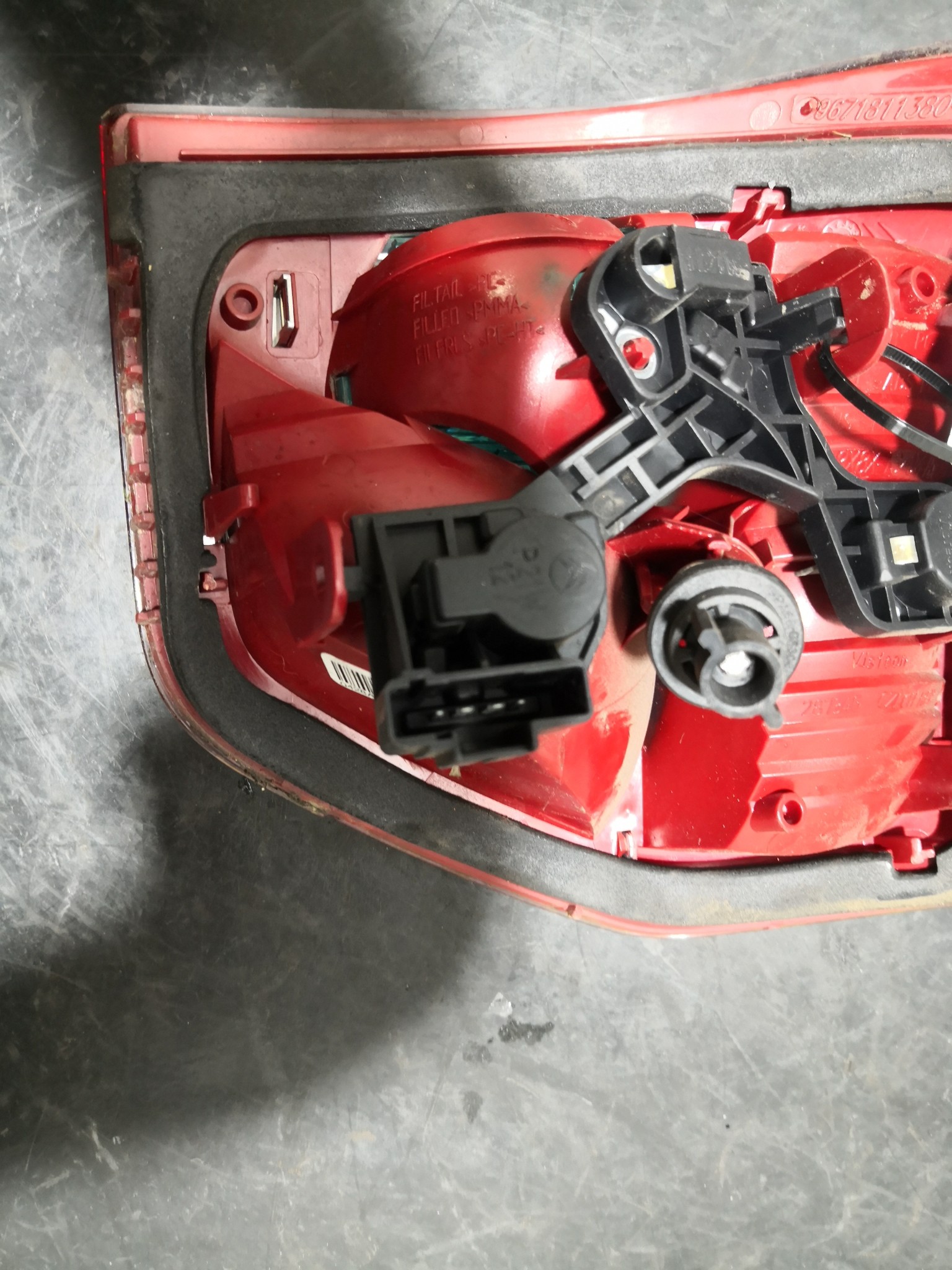 Farolim Mala CITROEN C5 III Break (RW_) | 08 -  Imagem-2