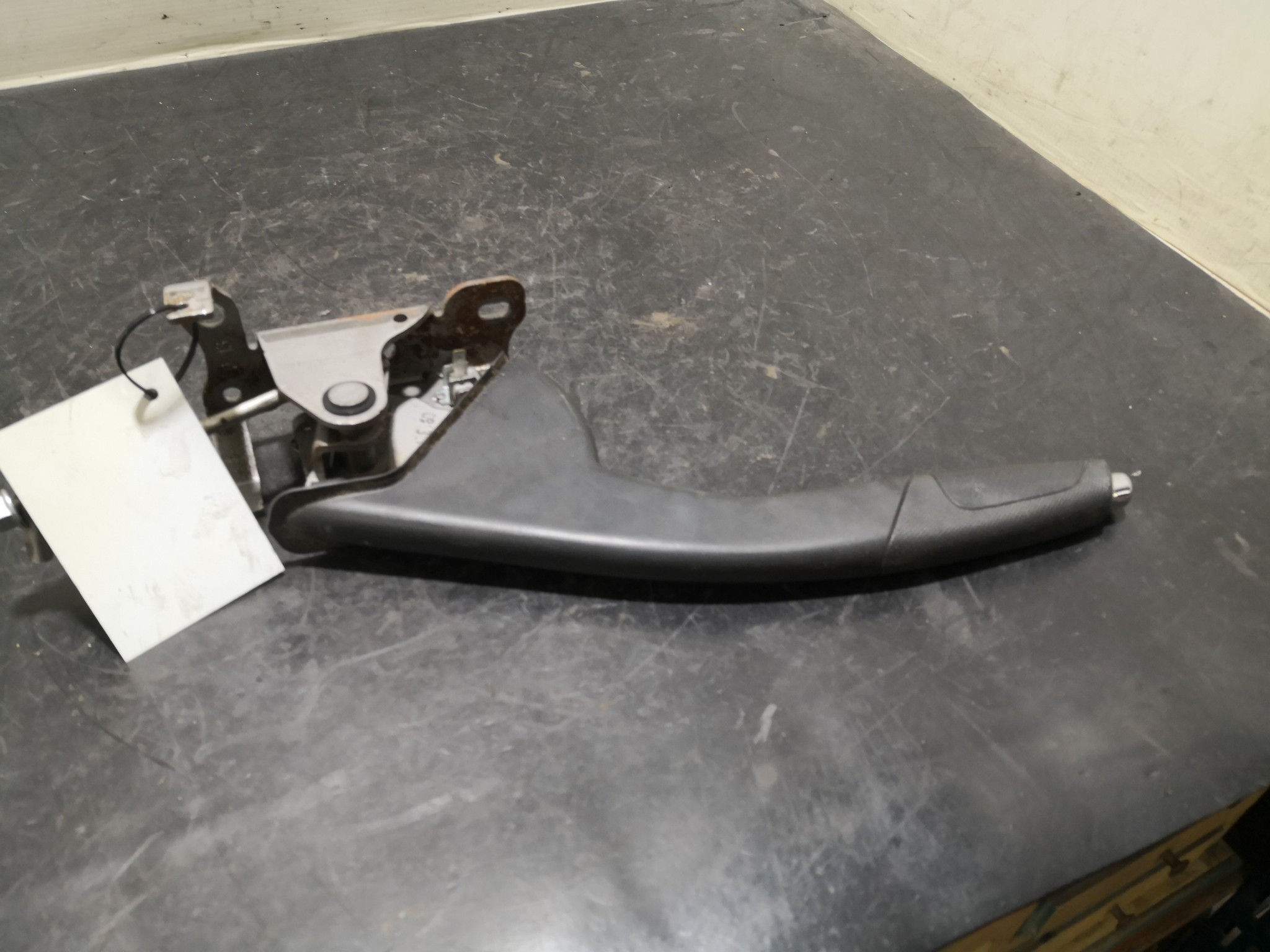 Travão de Mão RENAULT CLIO IV (BH_) | 12 -  Imagem-3