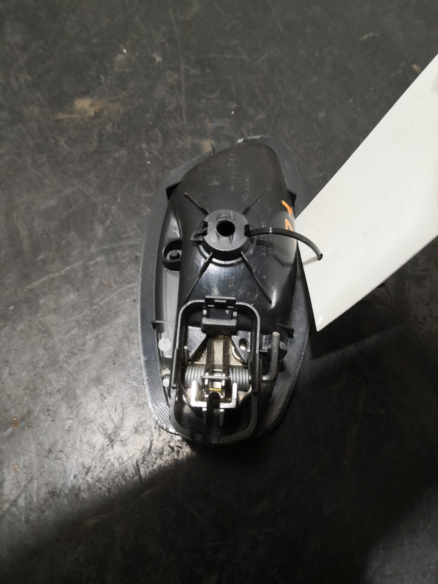 Puxador Interior Frt Esq RENAULT CLIO IV (BH_) | 12 -  Imagem-2