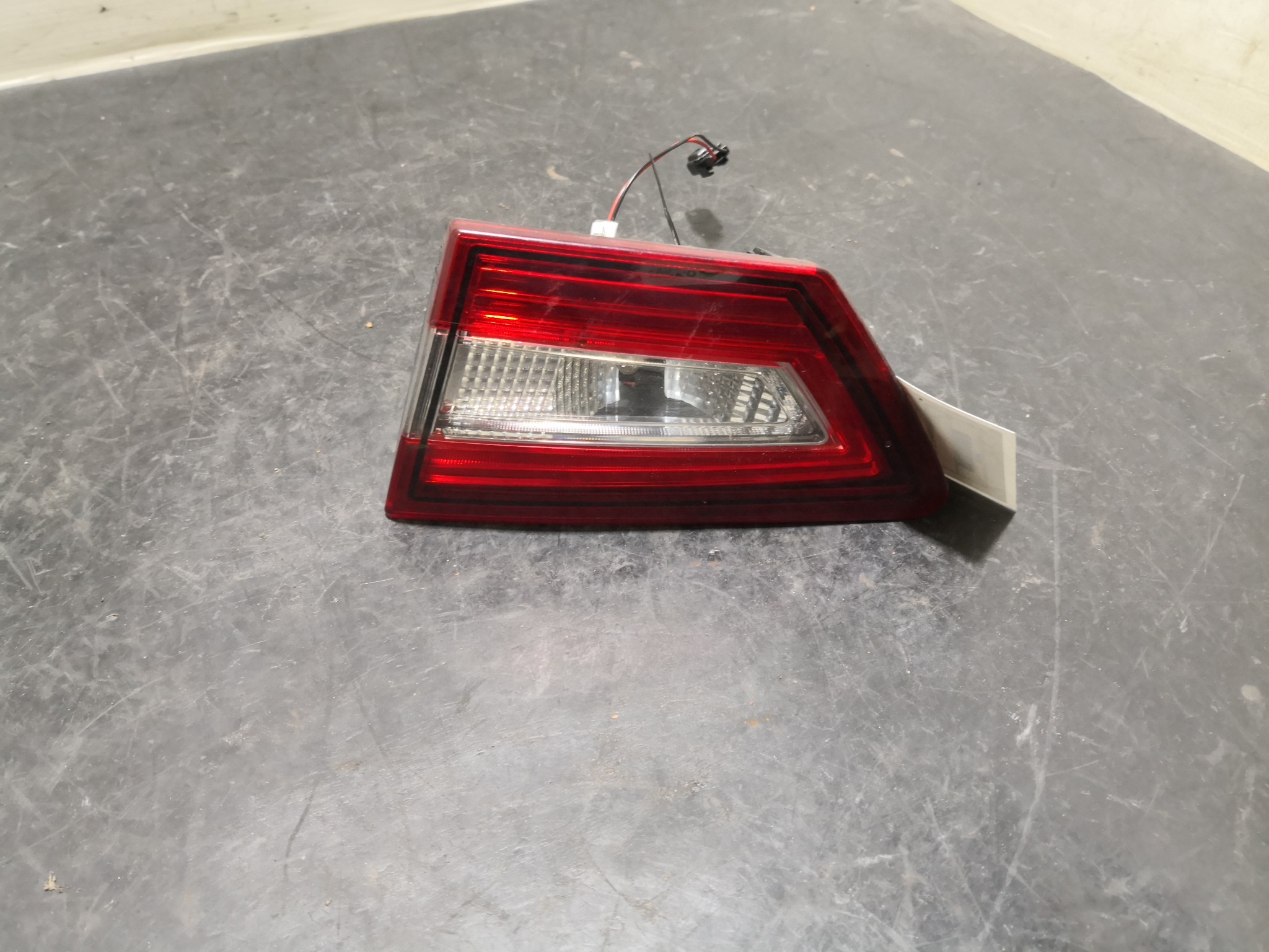 Farolim Mala RENAULT CLIO IV (BH_) | 12 -  Imagem-3