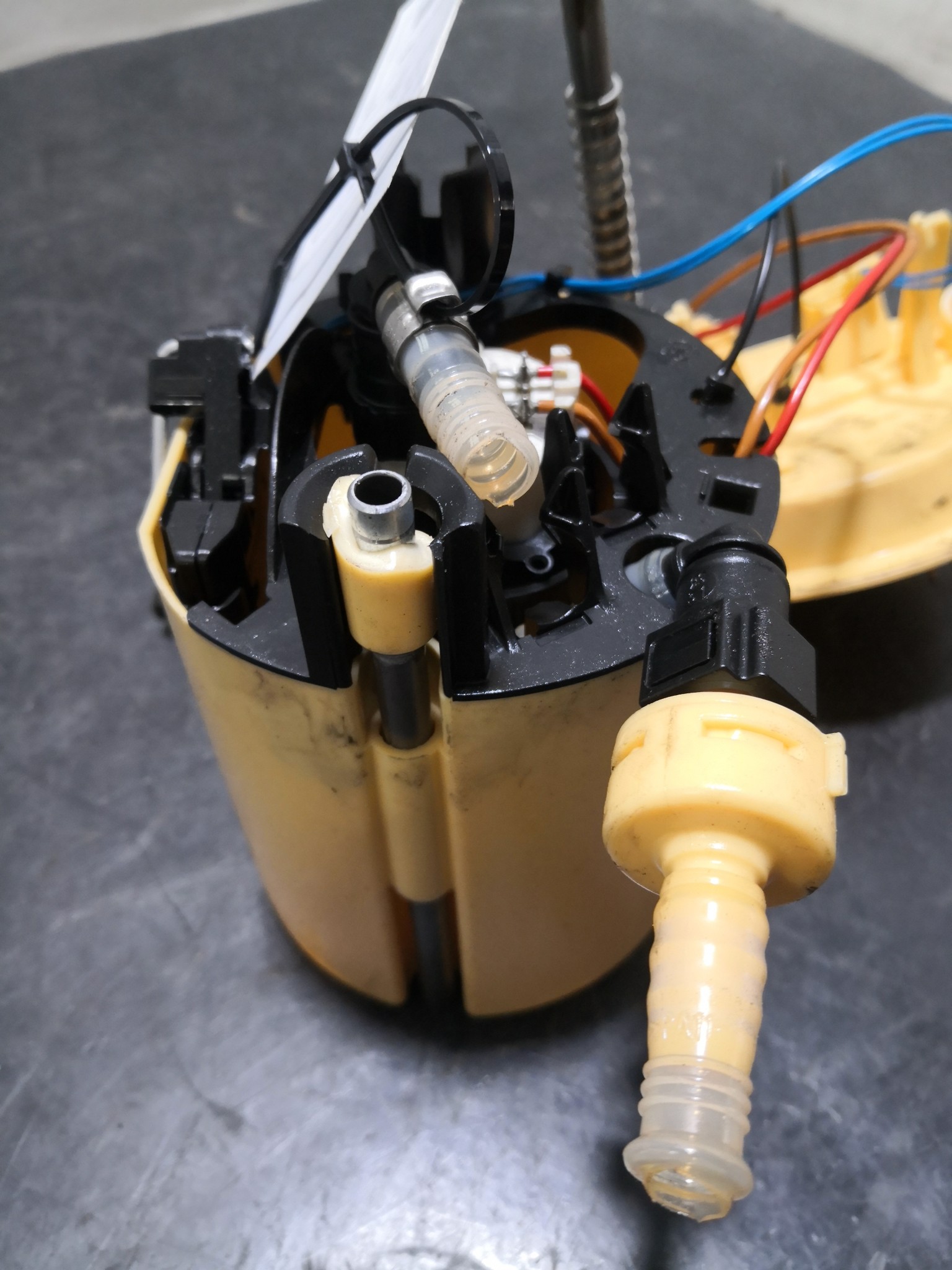 Bomba do Depósito de Combustível BMW 3 Touring (E91) | 04 - 12 Imagem-1