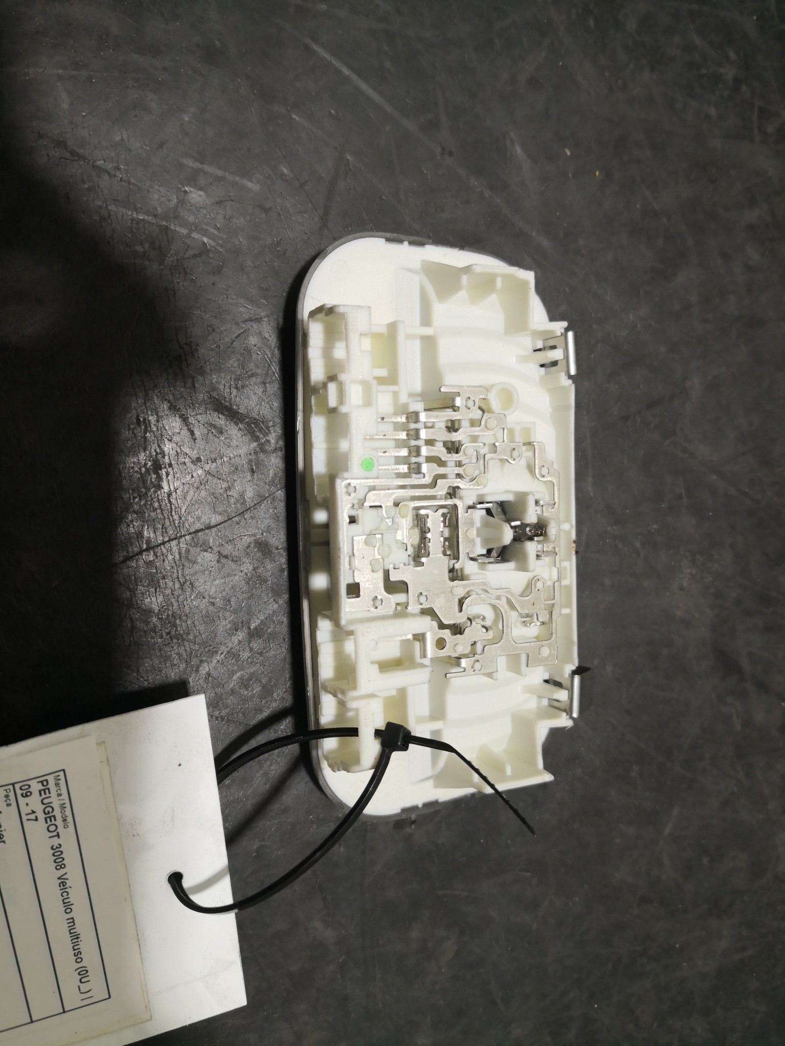 Plafonier  PEUGEOT - ID S_100184