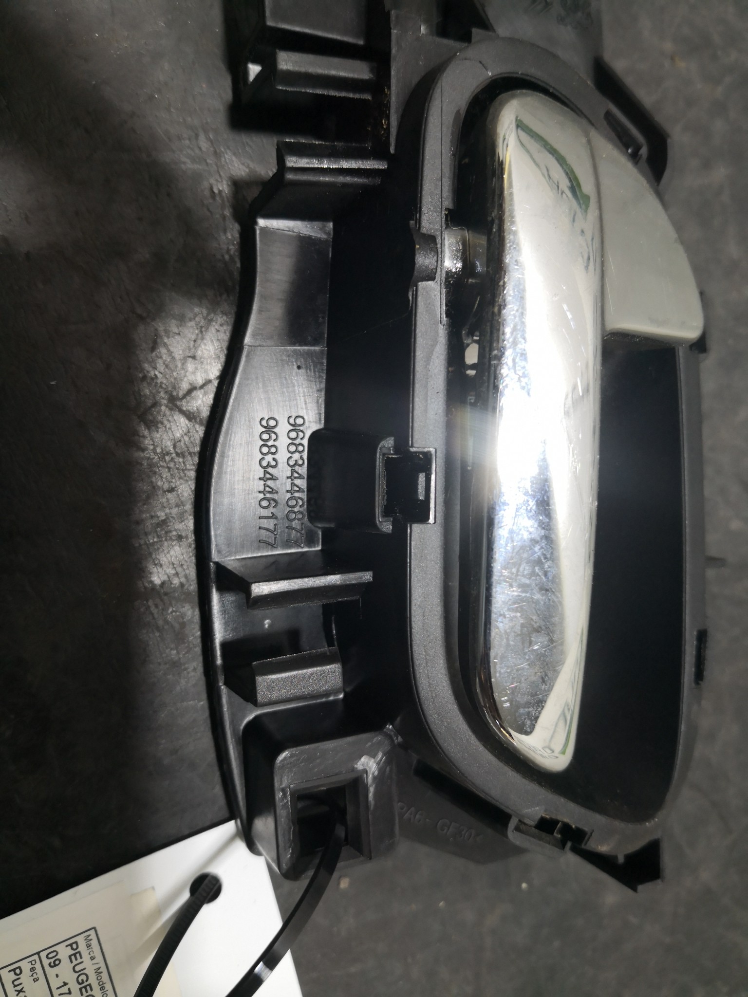 Puxador Interior Frt Esq PEUGEOT 3008 Veículo multiuso (0U_) | 09 - 17 Imagem-1