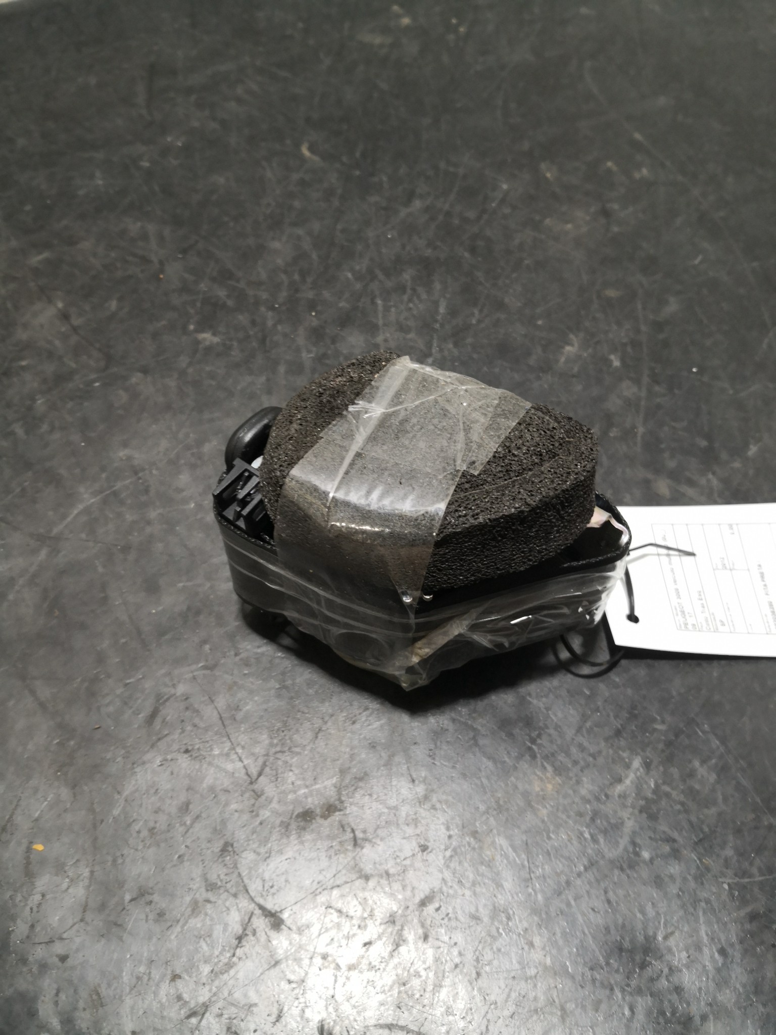 Cinto Trás Esq PEUGEOT 3008 Veículo multiuso (0U_) | 09 - 17 Imagem-2