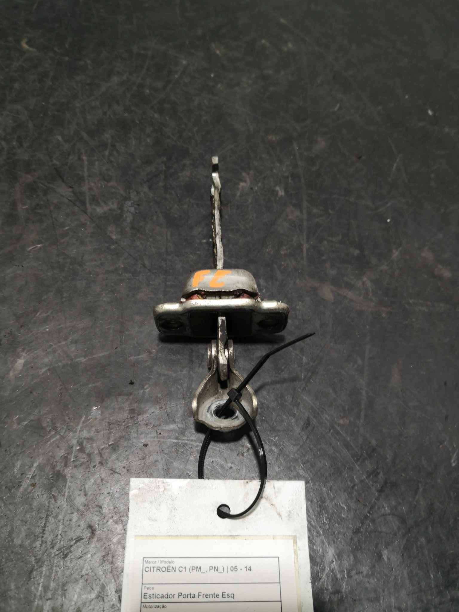 Esticador Porta Frente Esq CITROEN - ID S_100207