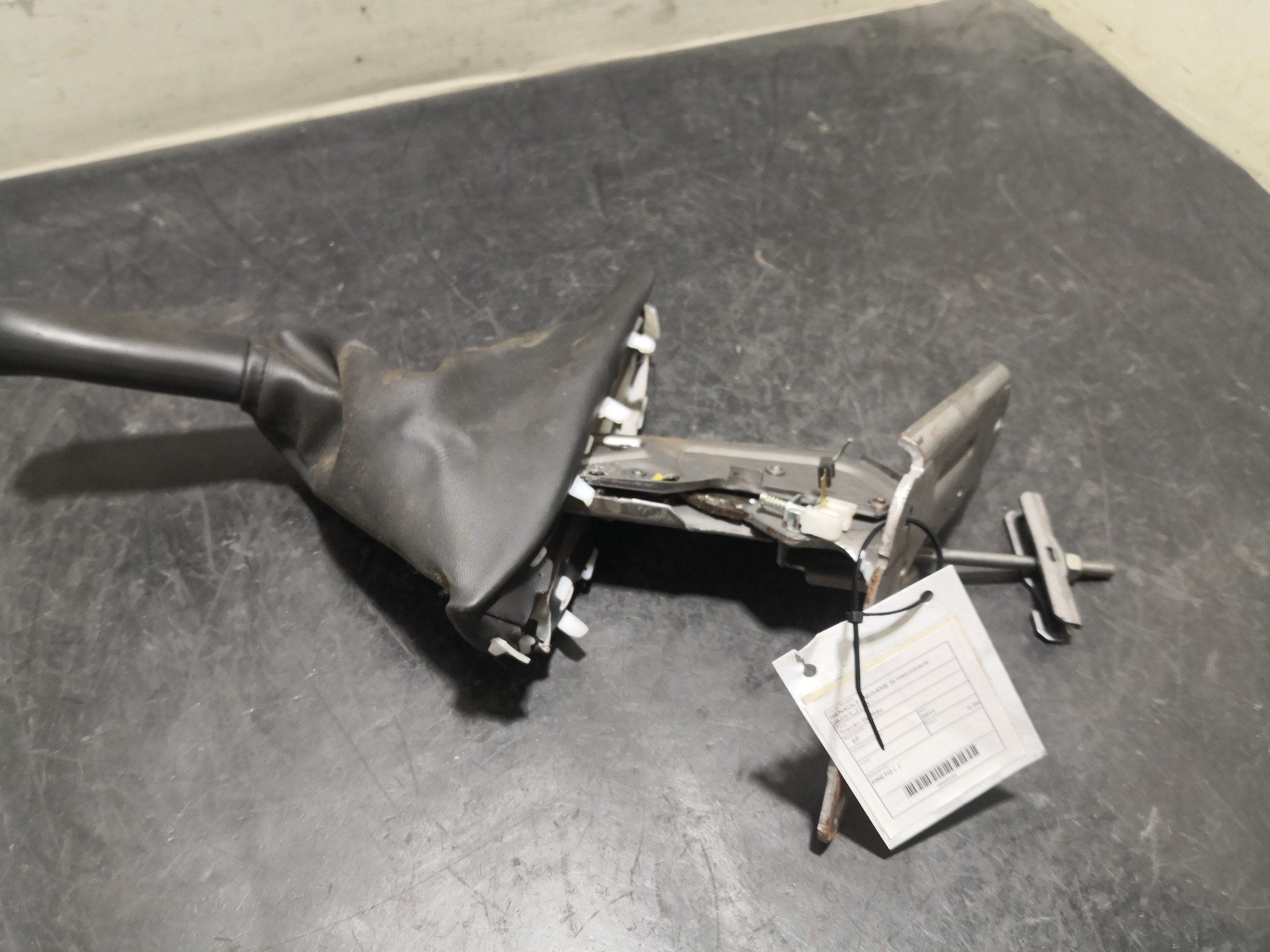 Travão de Mão RENAULT - ID S_100251