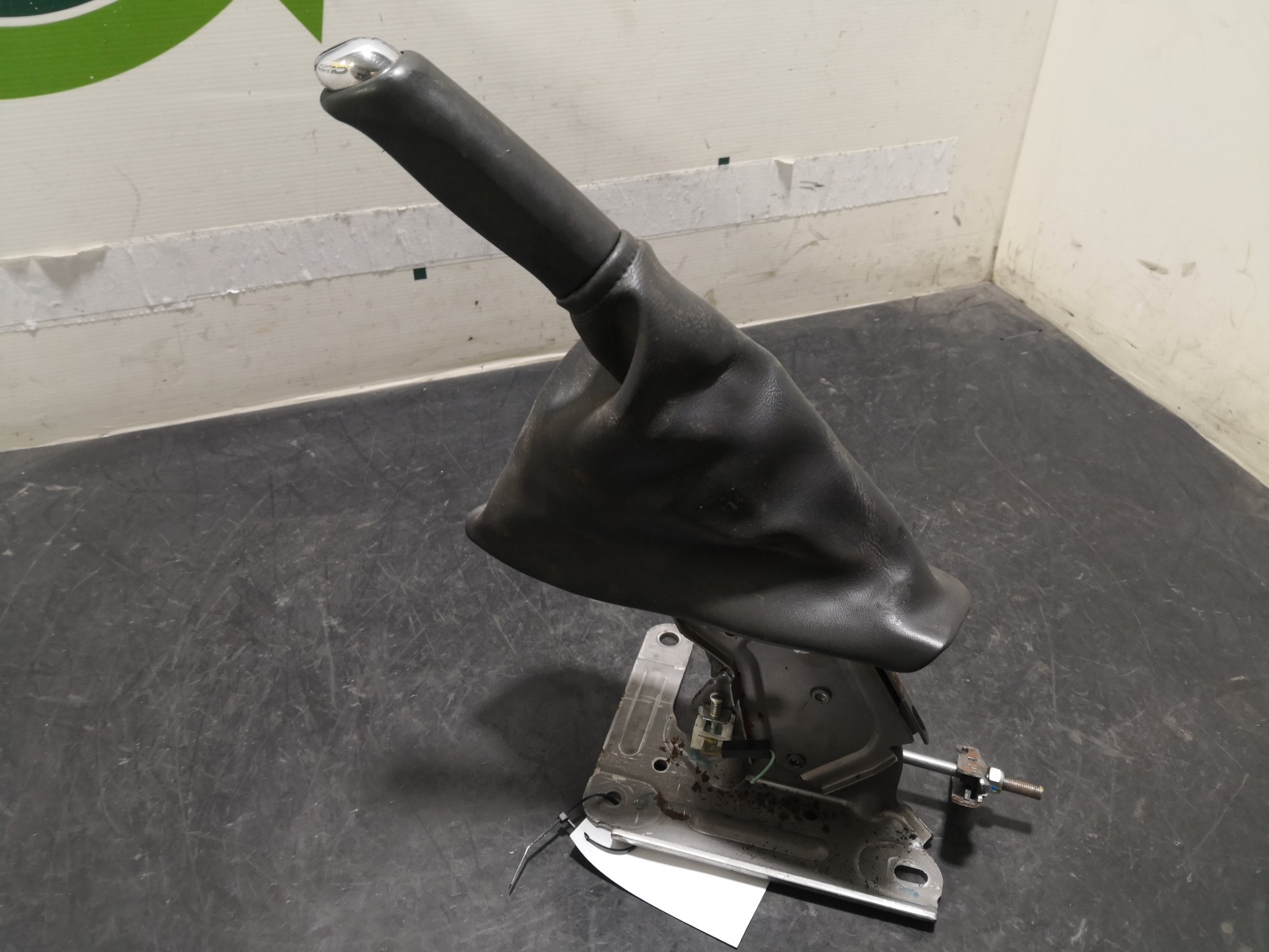 Travão de Mão RENAULT MEGANE III Hatchback (BZ0/1_) | 08 -  Imagem-1