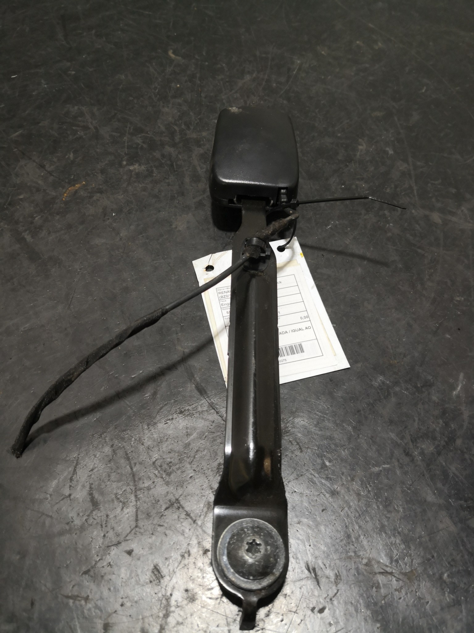 Engate Cinto Frente Esq RENAULT - ID S_100274