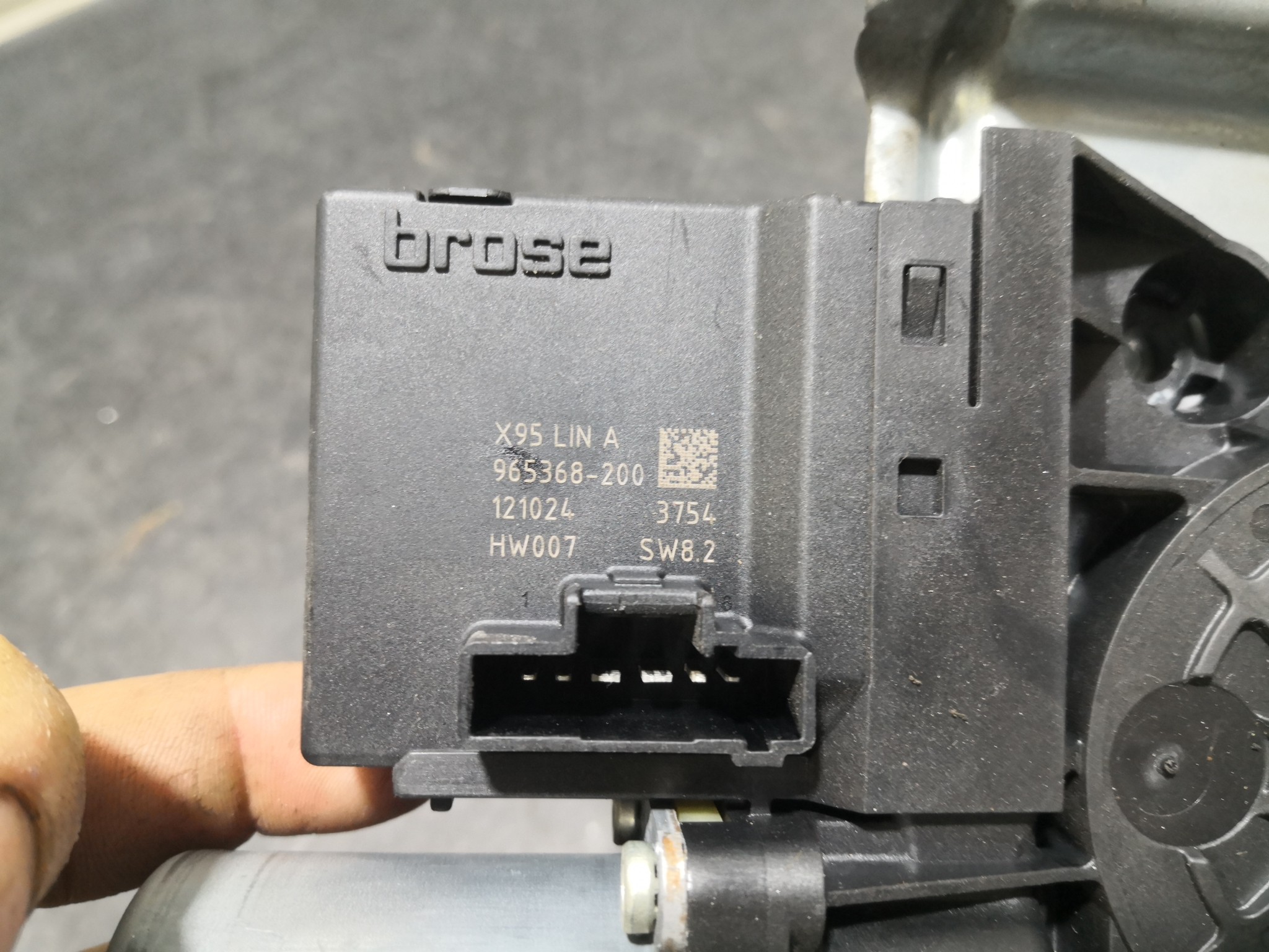 Elevador Frente Dto Electrico RENAULT MEGANE III Hatchback (BZ0/1_) | 08 -  Imagem-2