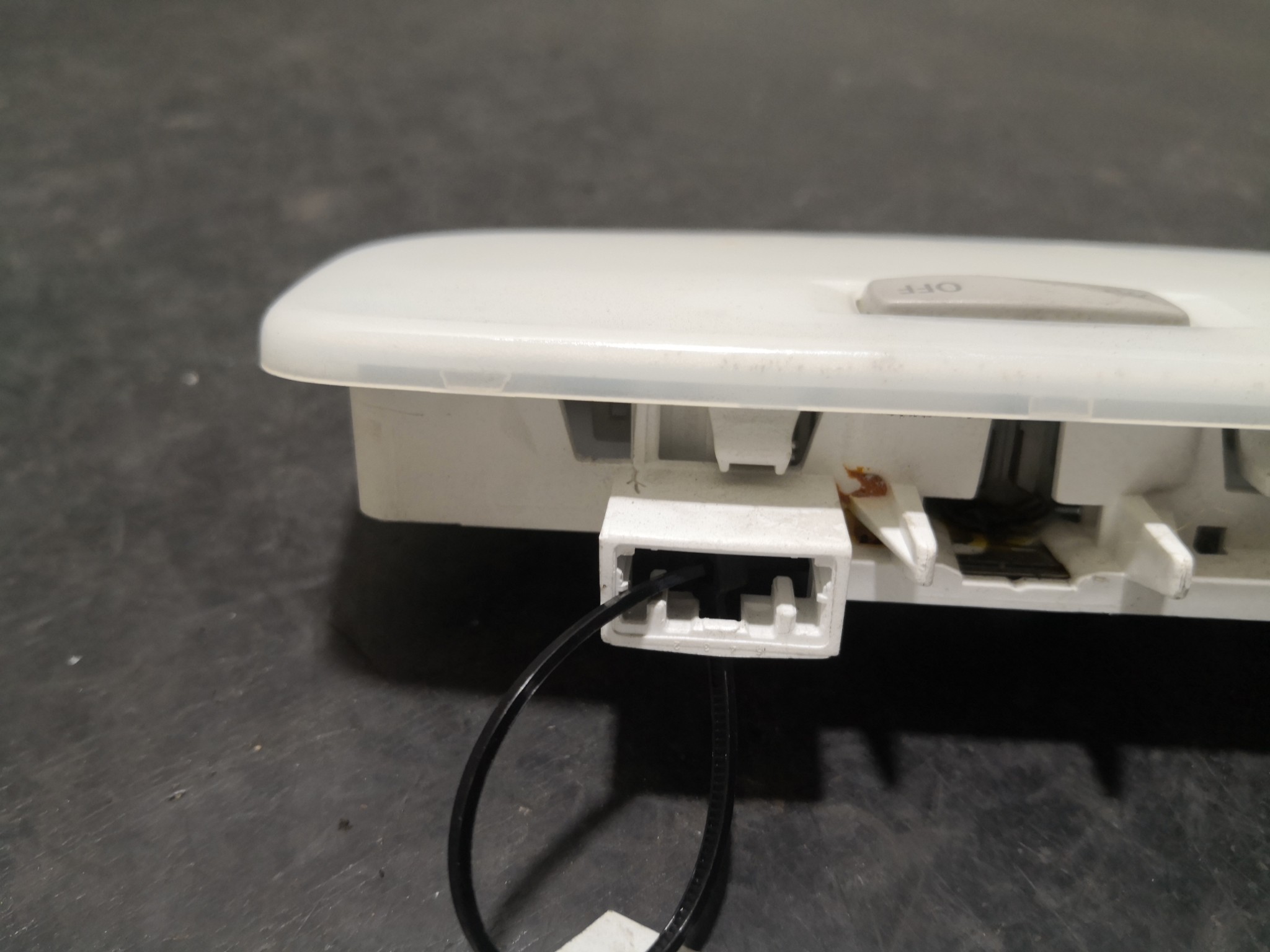 Plafonier  RENAULT MEGANE III Hatchback (BZ0/1_) | 08 -  Imagem-1