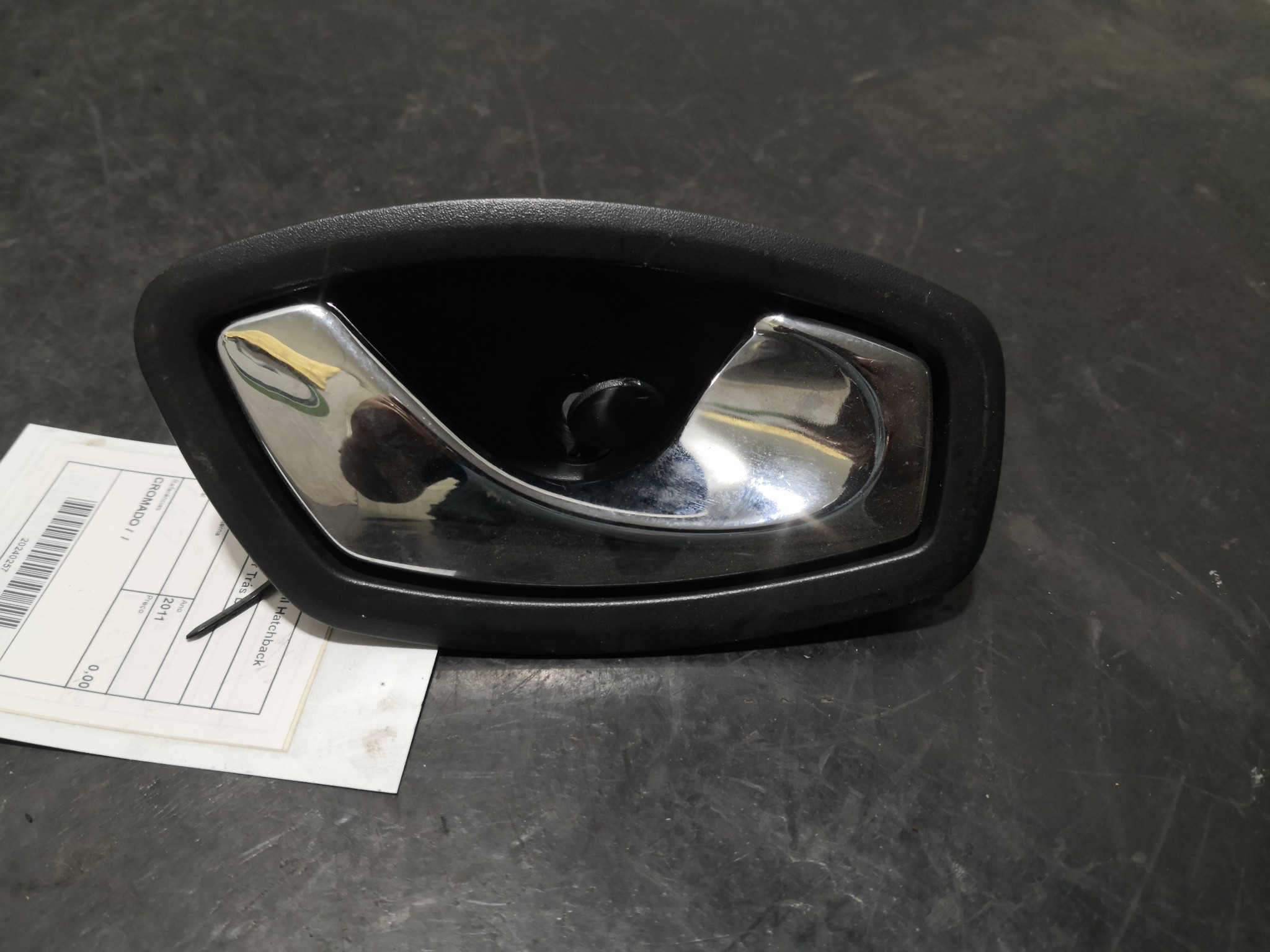 Puxador Interior Trás Dto RENAULT MEGANE III Hatchback (BZ0/1_) | 08 -  Imagem-1