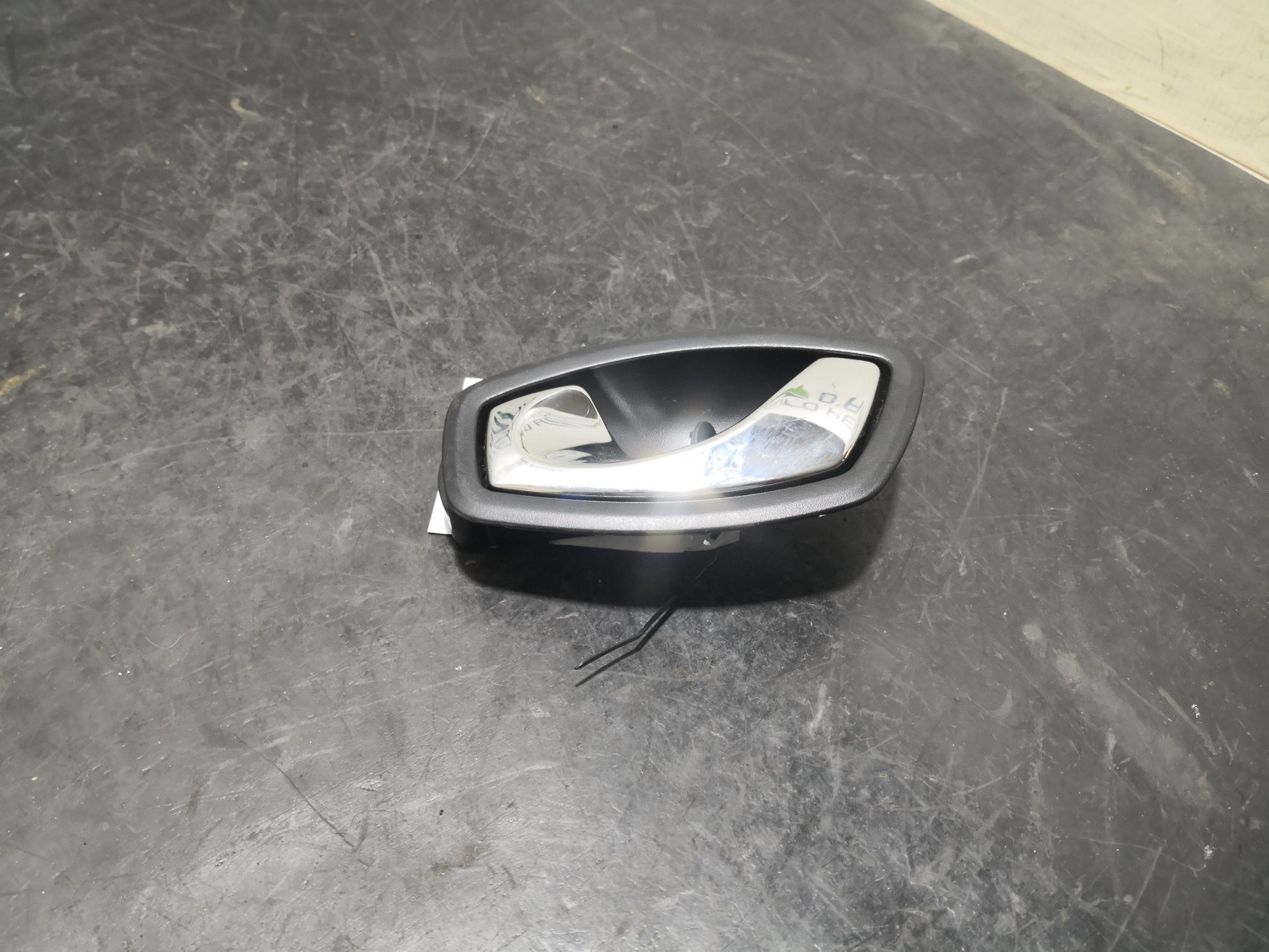 Puxador Interior Trás Esq RENAULT MEGANE III Hatchback (BZ0/1_) | 08 -  Imagem-2