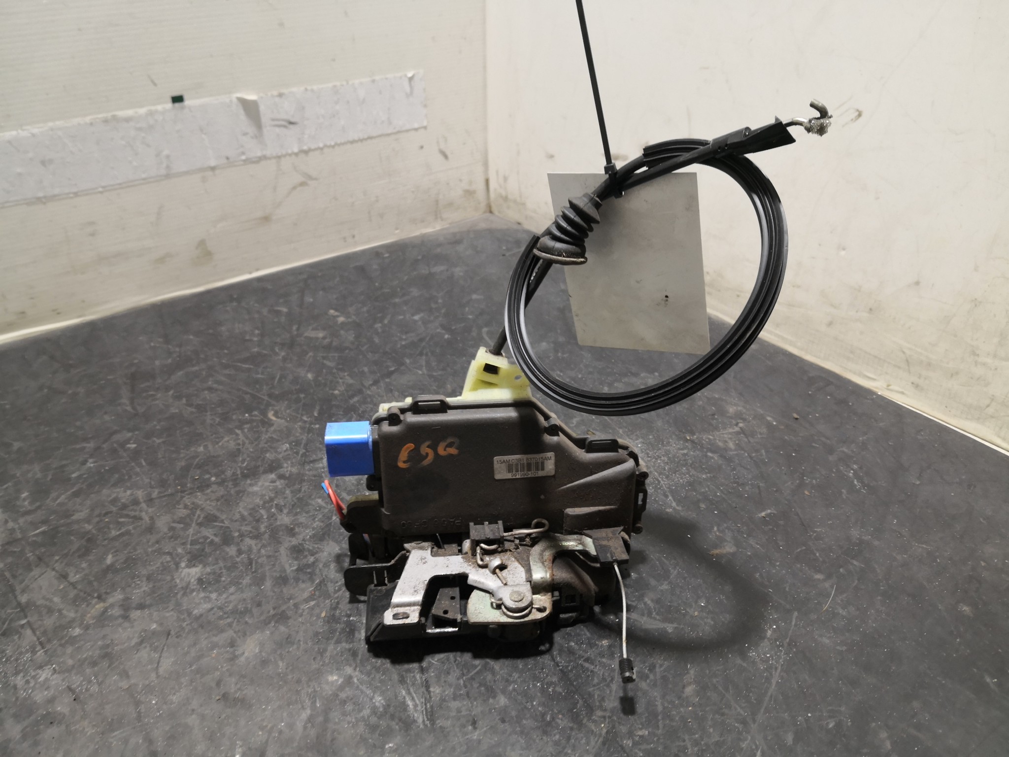 Fecho da Porta Frente Esq SEAT IBIZA III (6L1) | 02 - 09 Imagem-3