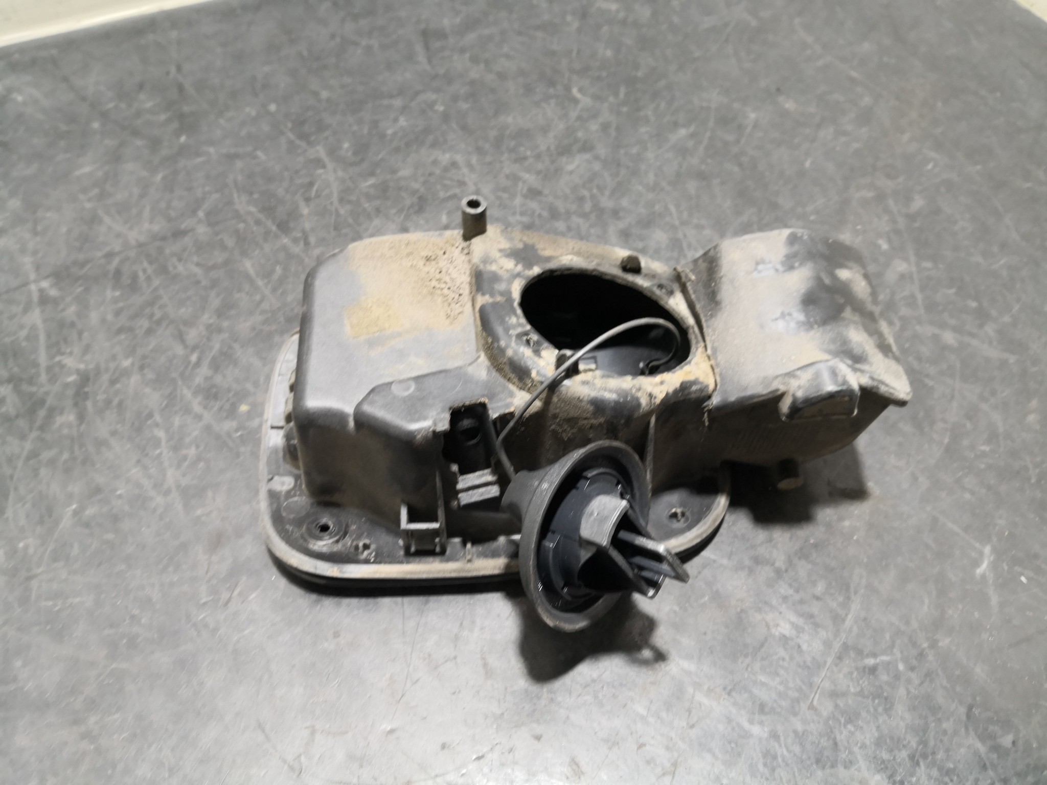 Tampa Exterior de Combustivel RENAULT CLIO III (BR0/1, CR0/1) | 05 -  Imagem-1