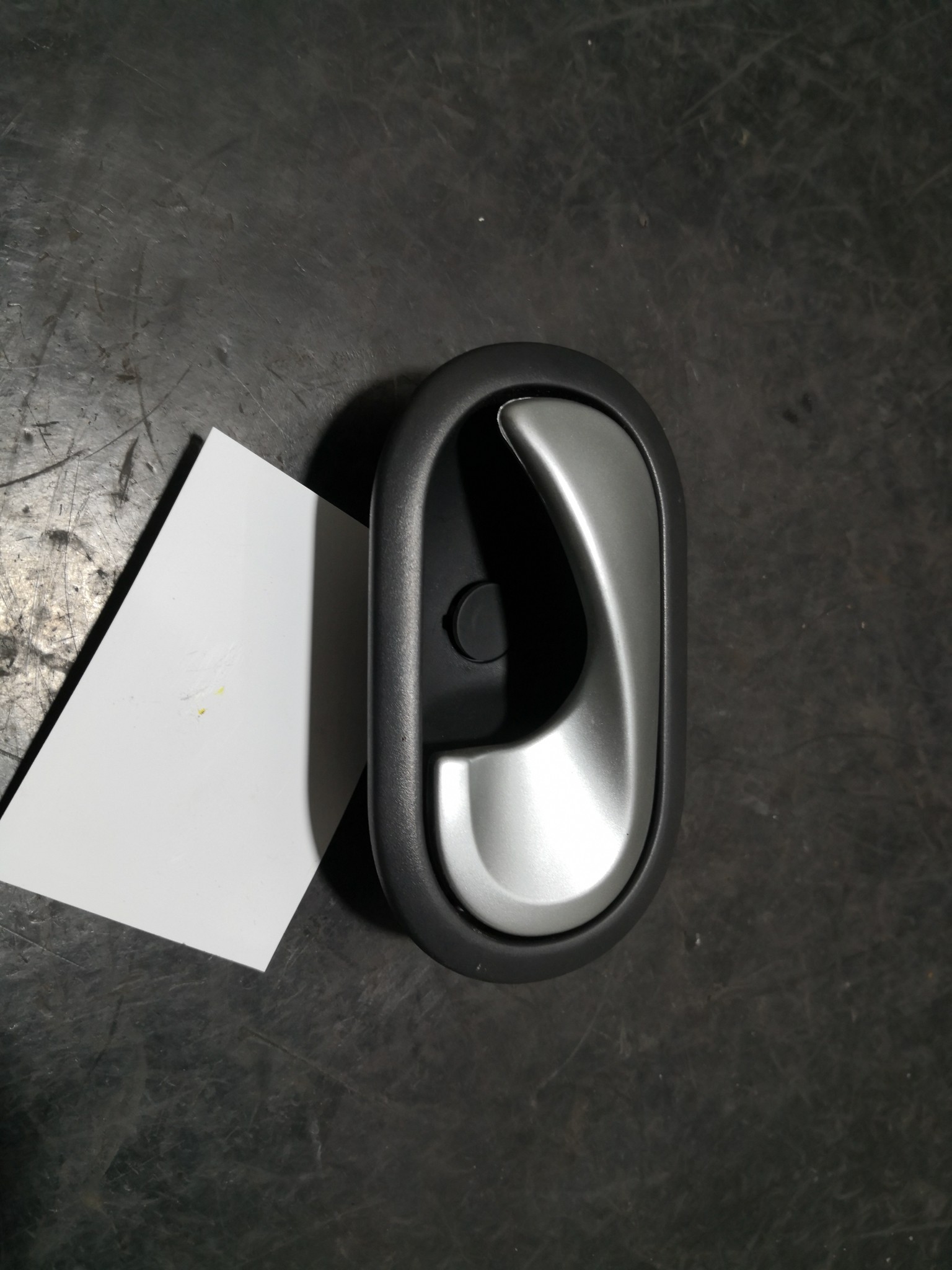 Puxador Interior Trás Esq RENAULT CLIO III (BR0/1, CR0/1) | 05 -  Imagem-1