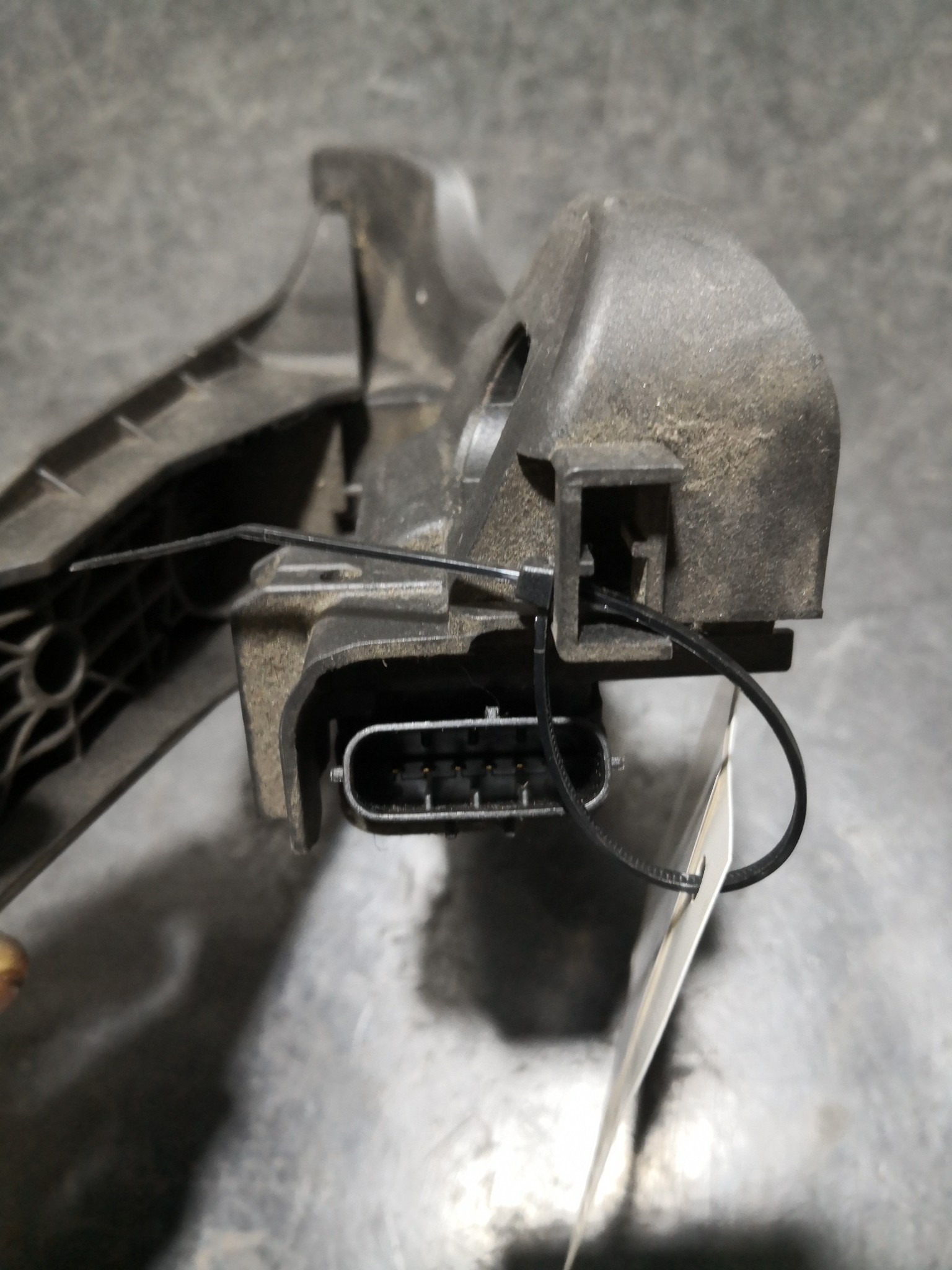 Pedal Potenciometro Acelerador SEAT LEON (1P1) | 05 - 13 Imagem-1