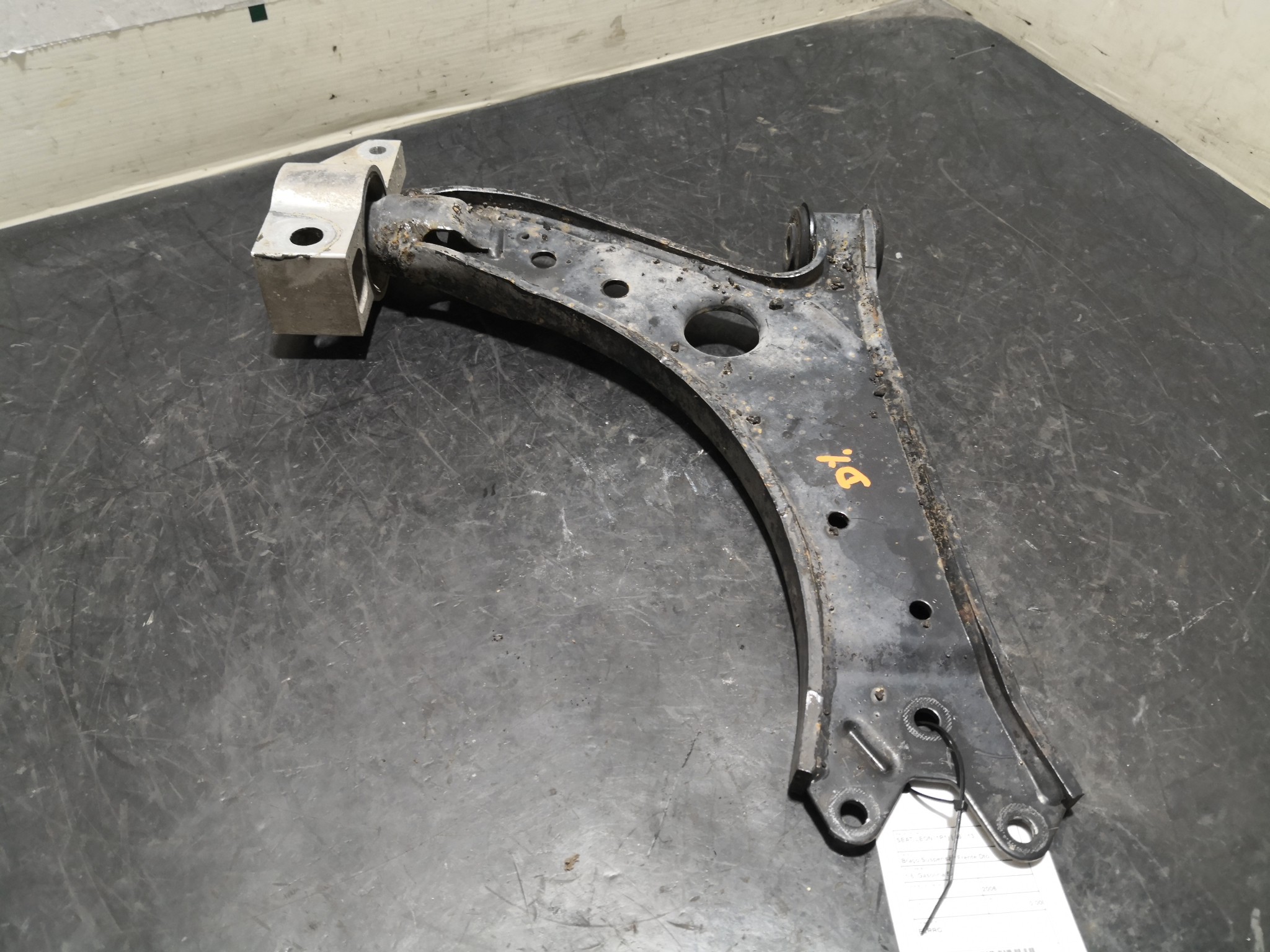 Braço Suspensão Frente Dto SEAT - ID S_101481