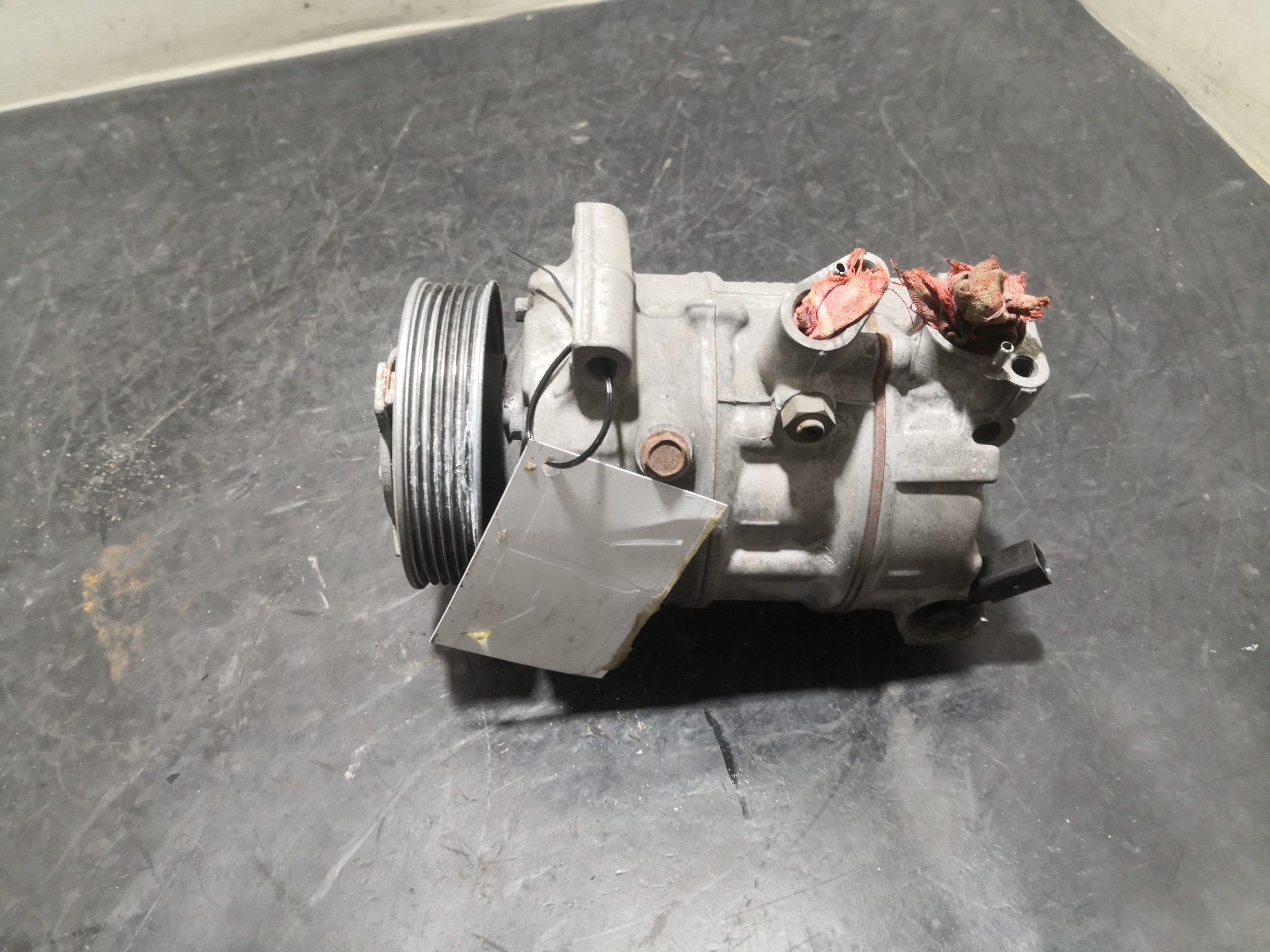 Compressor do Ar condicionado VOLKSWAGEN - ID S_101631