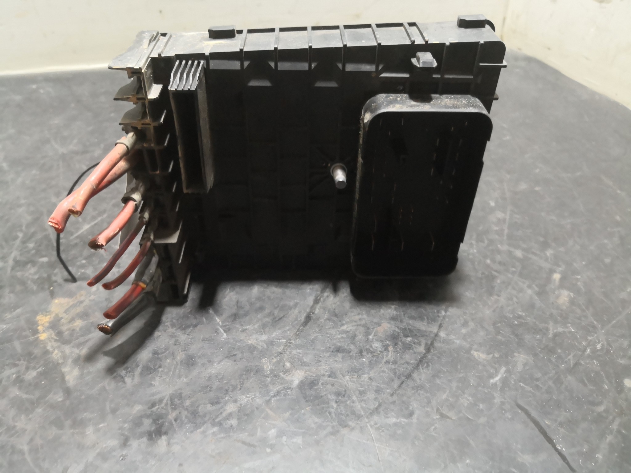 Caixa dos Fusíveis VOLKSWAGEN GOLF V (1K1) | 03 - 09 Imagem-2